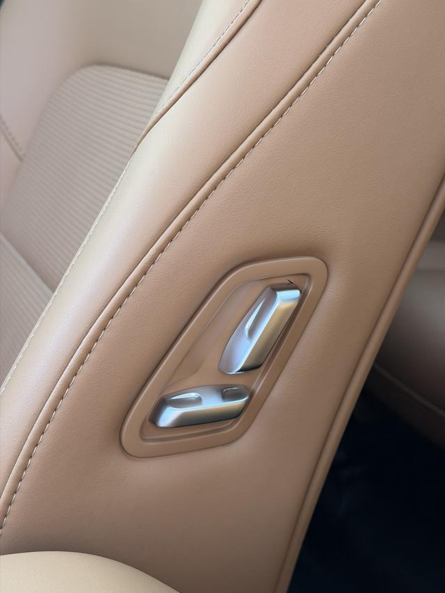 Li One 2022 изображение автомобиля #9