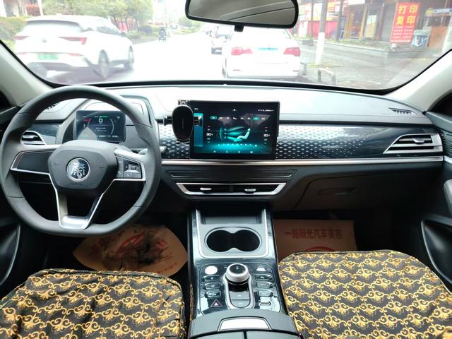 BYD Qin Plus 2022 imagem de carro #9