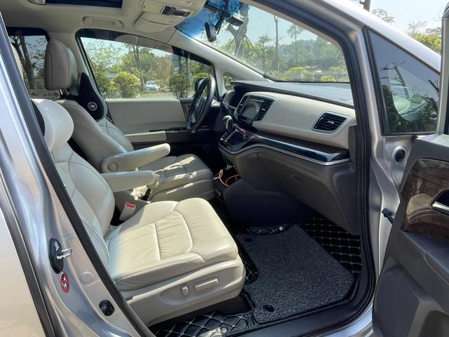 Honda ODYSSEY 2015 car image #9