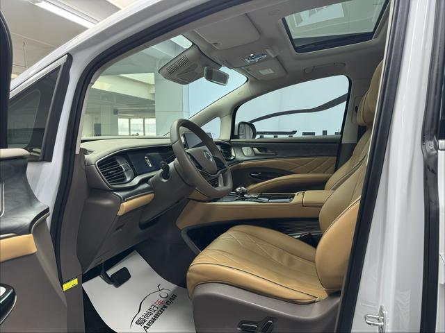 Denza D9 2023 image de voiture #9