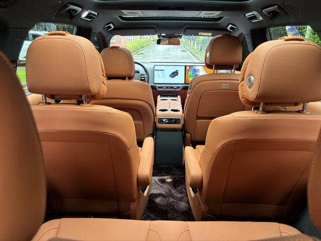 Li L9 2025 image de voiture #9