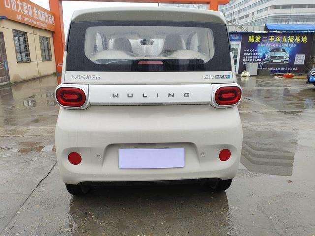 Wuling 2025 صورة سيارة #9