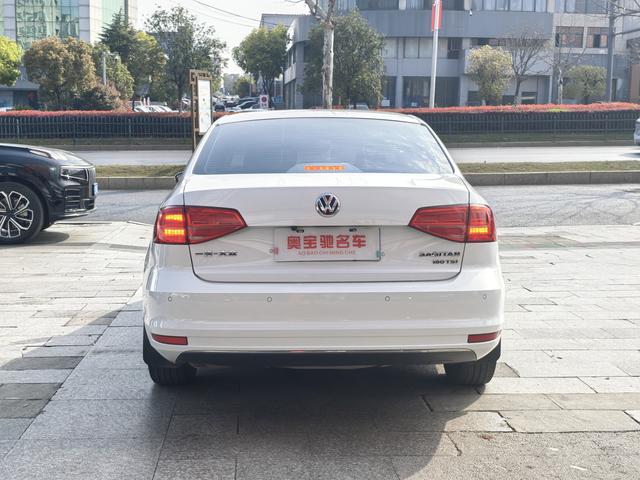 Volkswagen Sagitar 2018 صورة سيارة #9