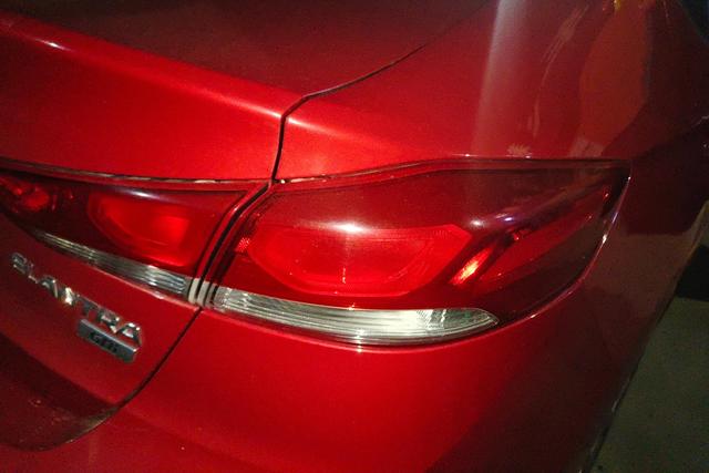 Hyundai Elantra AD 2019 car image #9