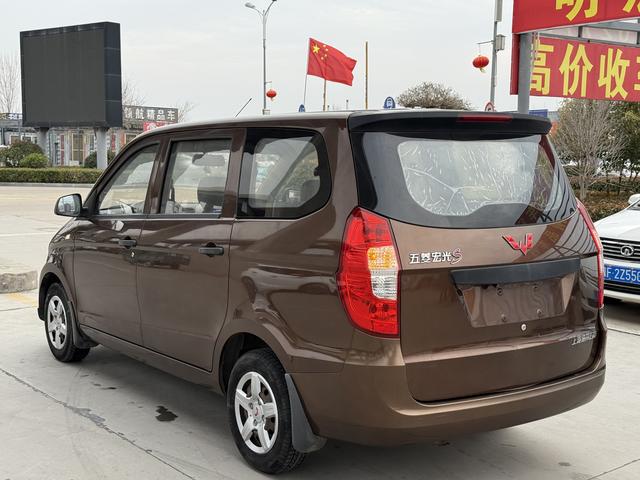 Wuling Hongguang 2016 car image #9