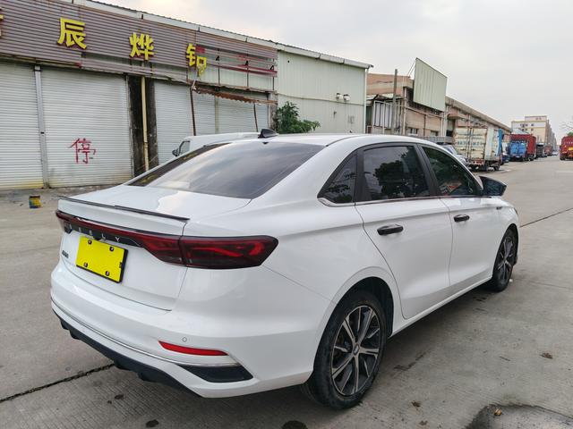 GEELY Emgrand 2022 car image #9