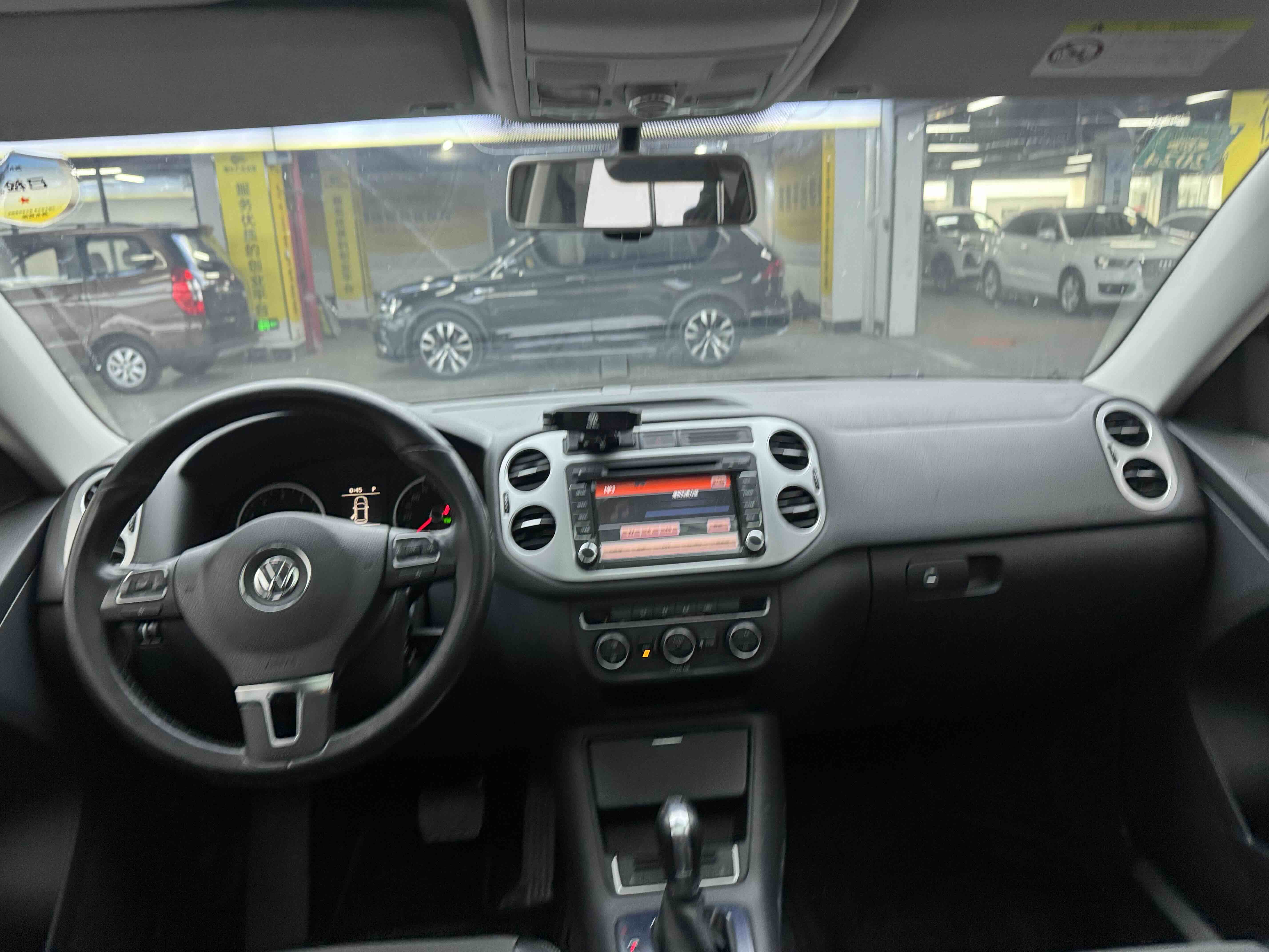 Volkswagen Tiguan 2016 #9 Volkswagen Tiguan 2016 car image #9
