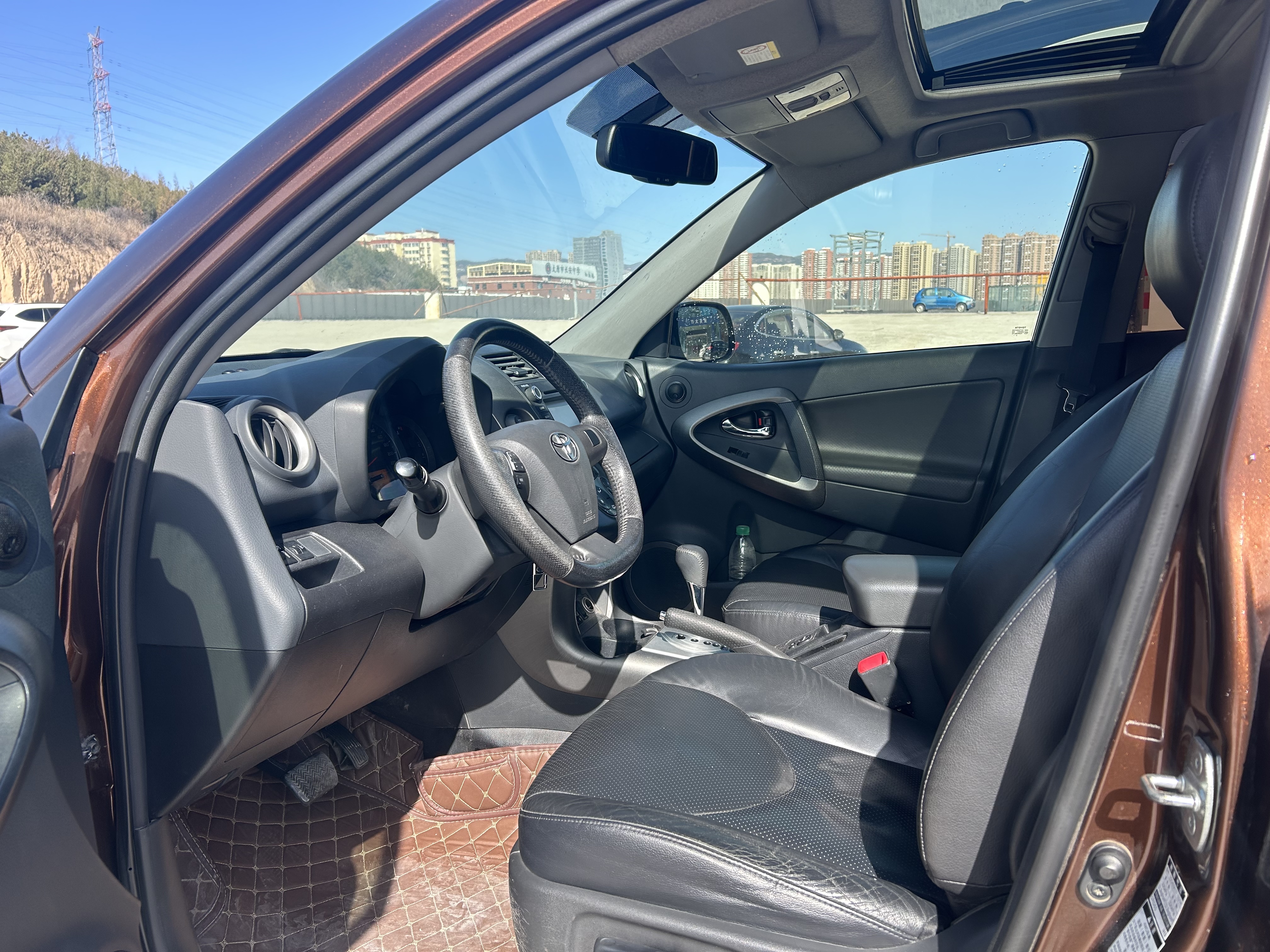 Toyota RAV4 2013 car image #9