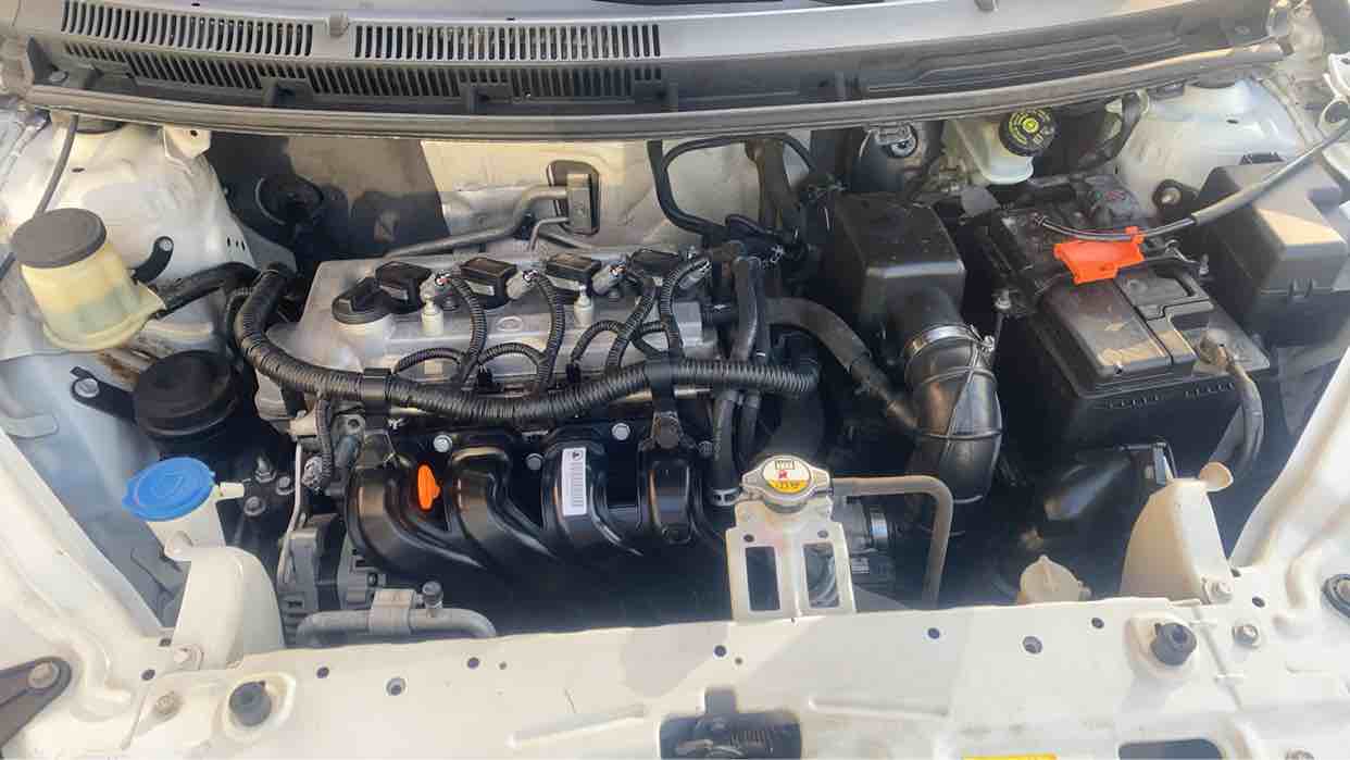 Great Wall C30 2016 car image #9