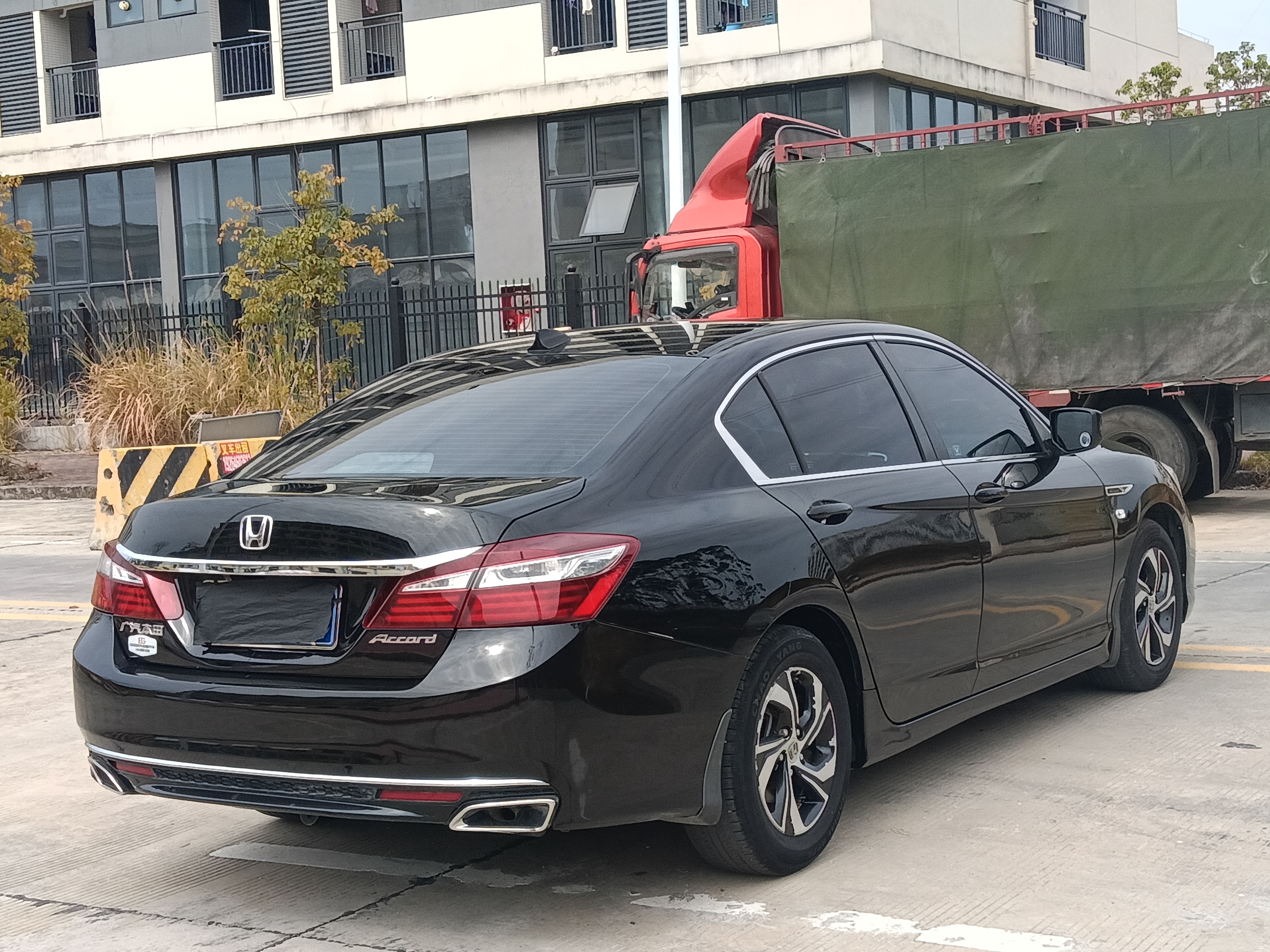 Honda Accord 2017 car image #9