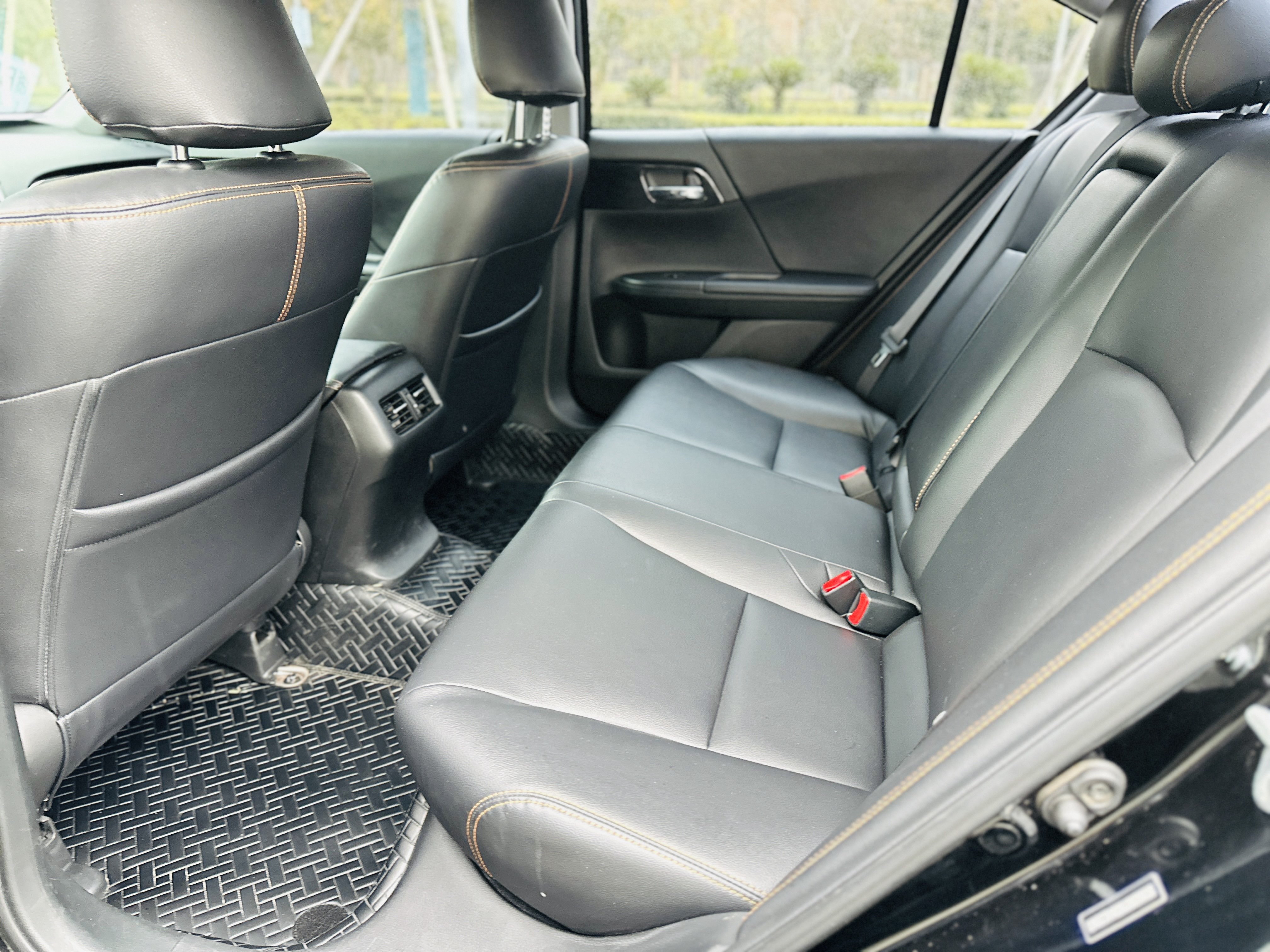 Honda e:NS2 2018 car image #9