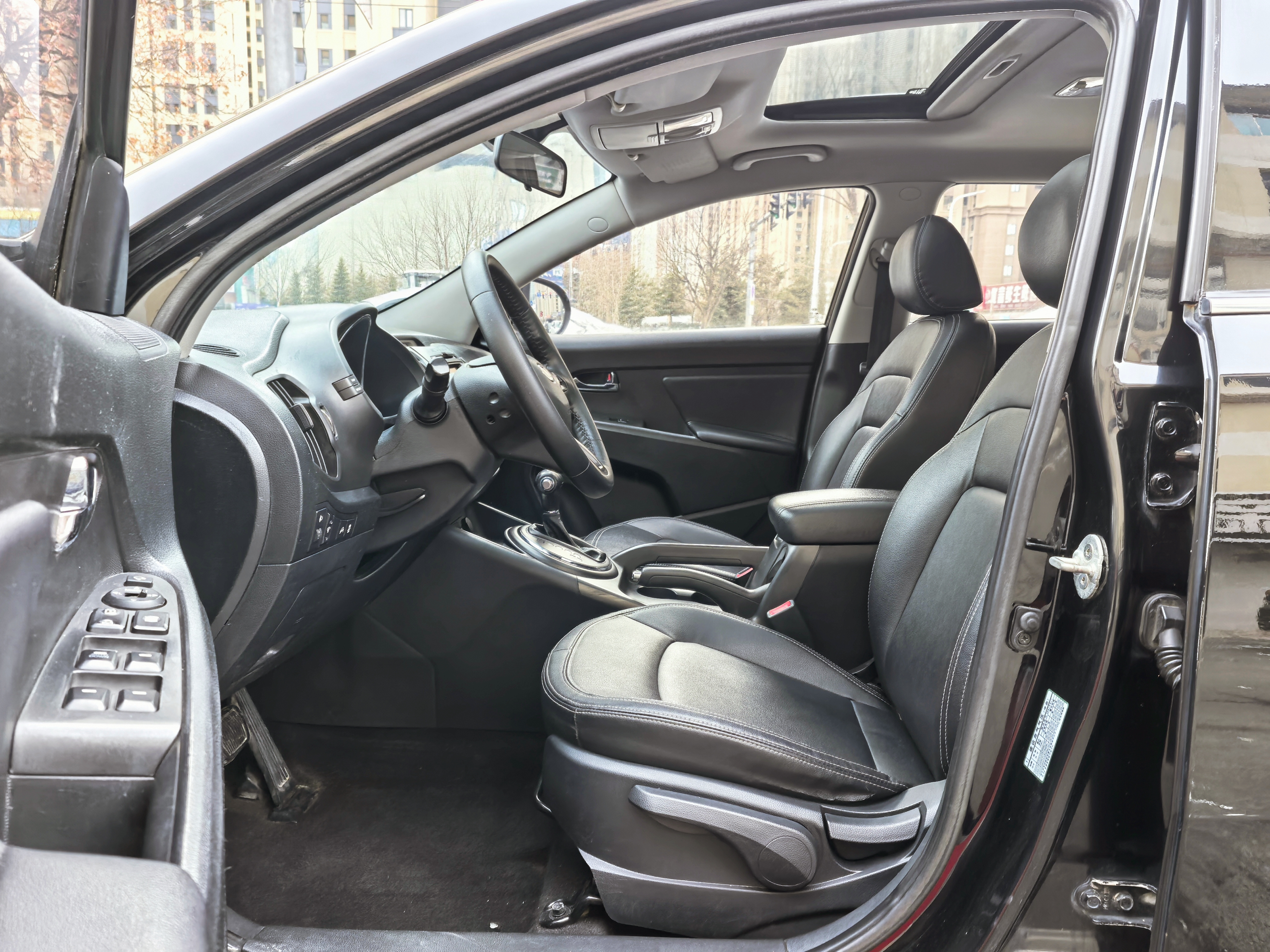 起亚 智跑 2013 汽车图片 #9