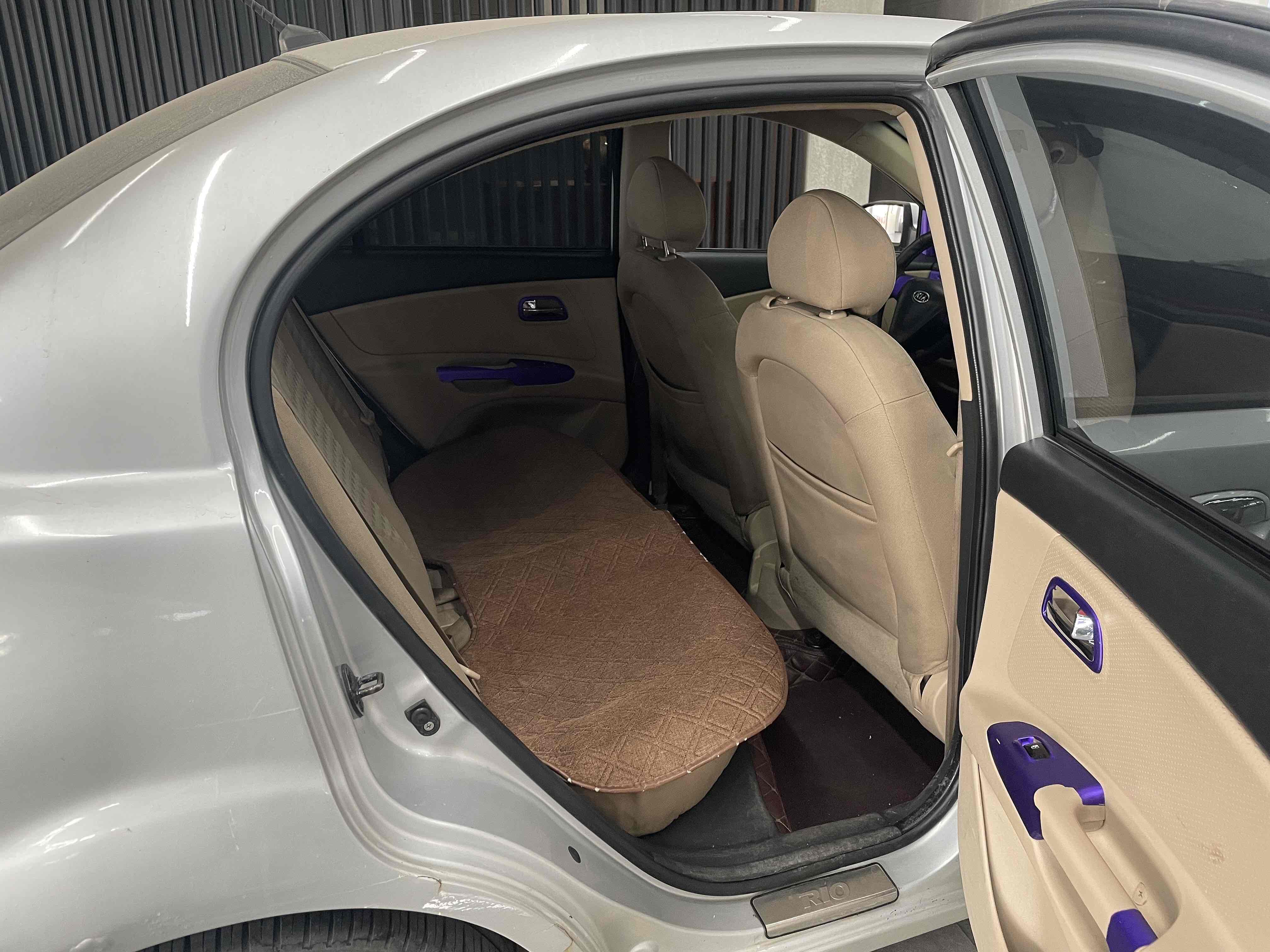 起亚 锐欧 2010 汽车图片 #9