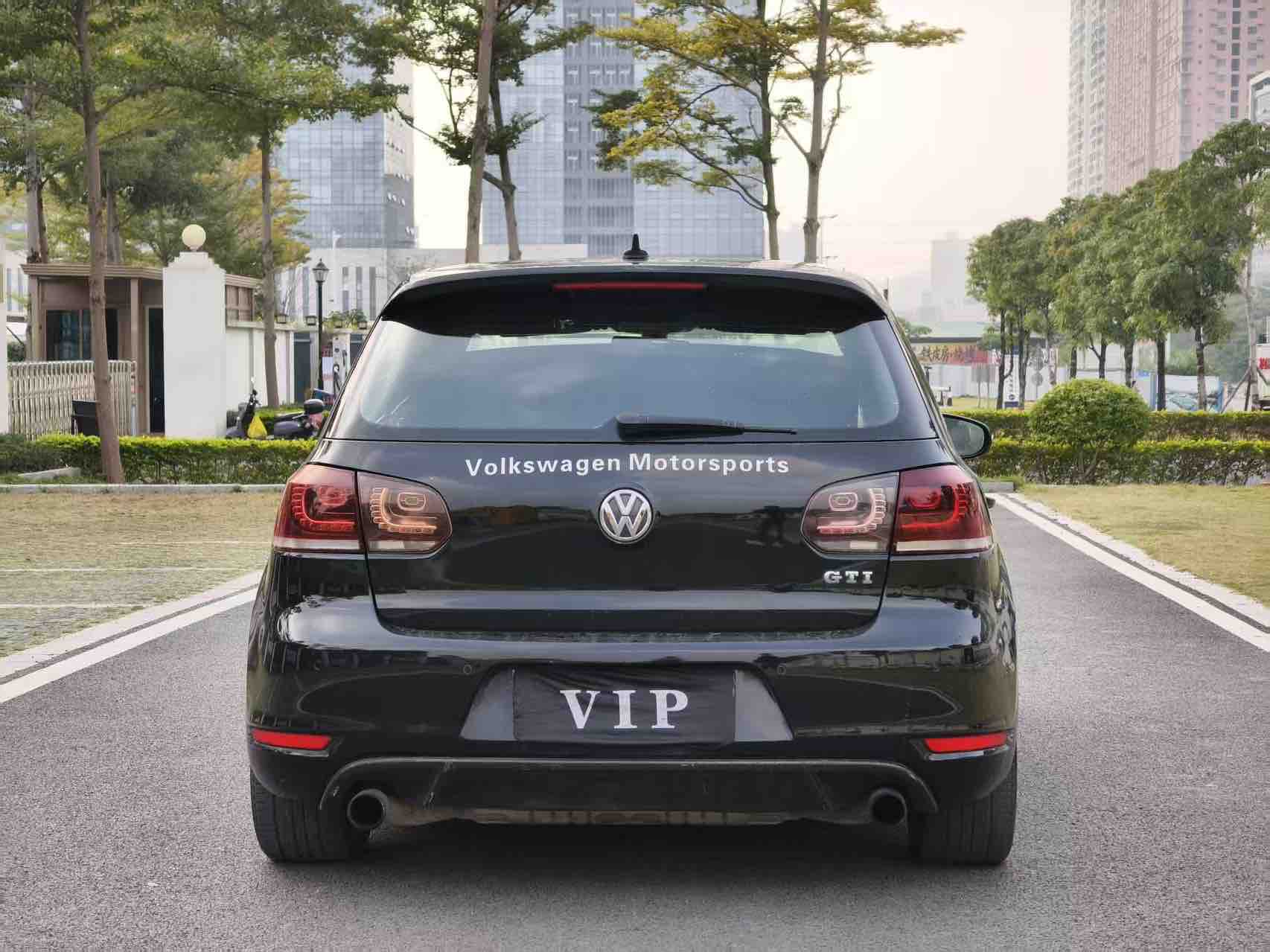 Volkswagen GolfGTI 2012 car image #9