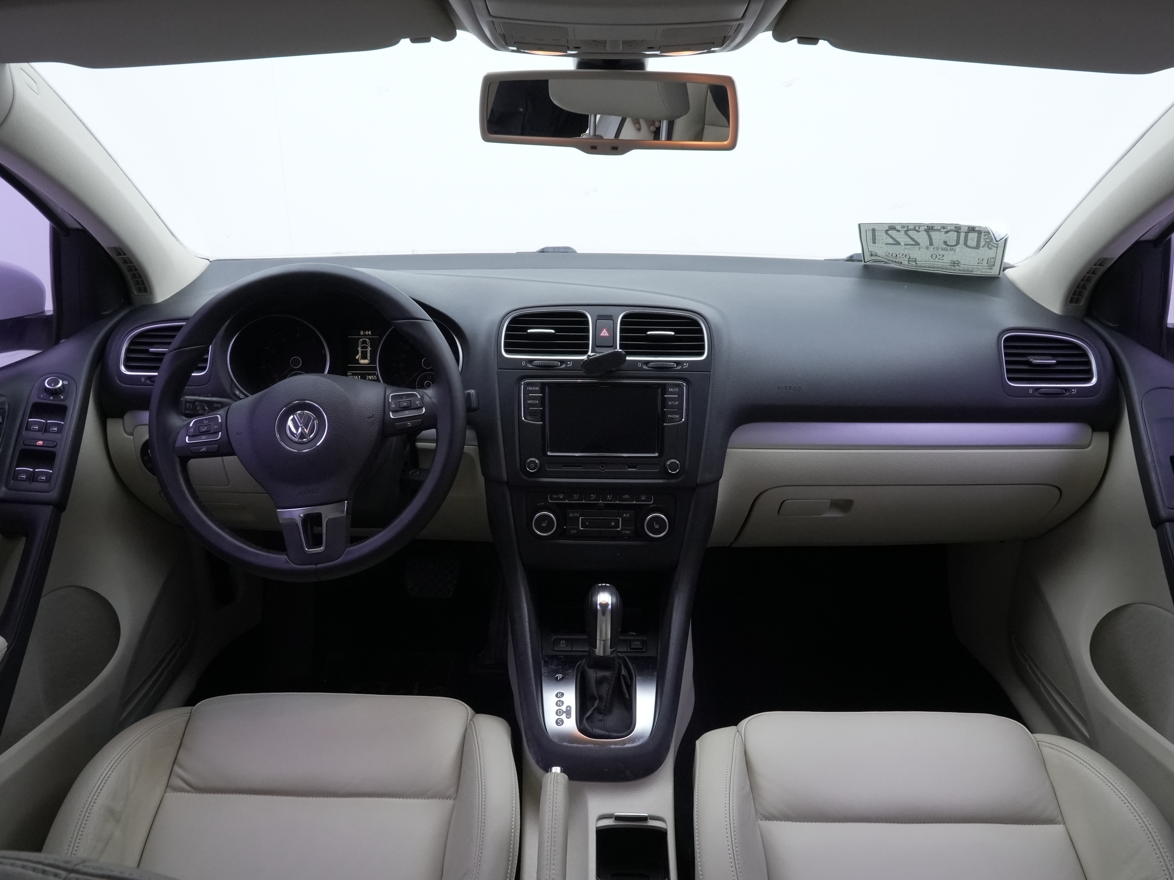 Volkswagen Golf 2013 car image #9