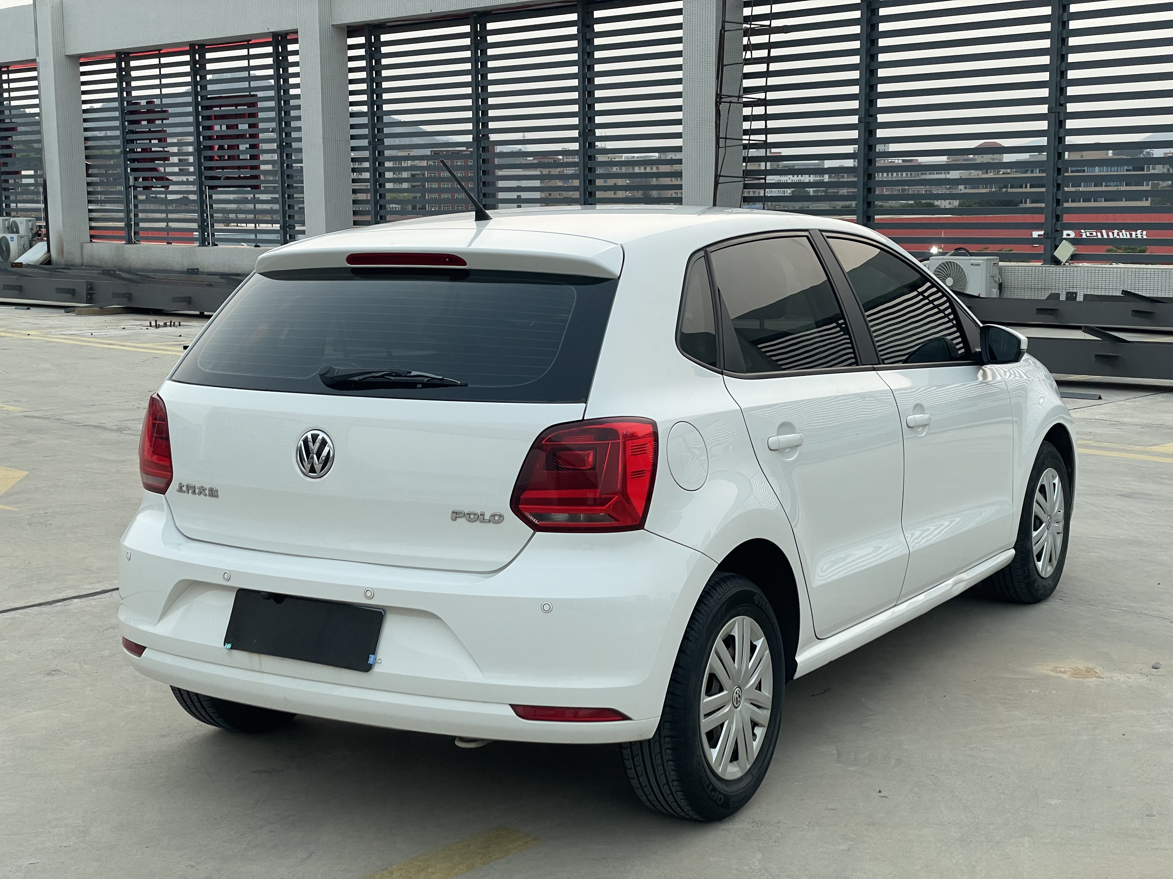 Polo 2018 car image #9