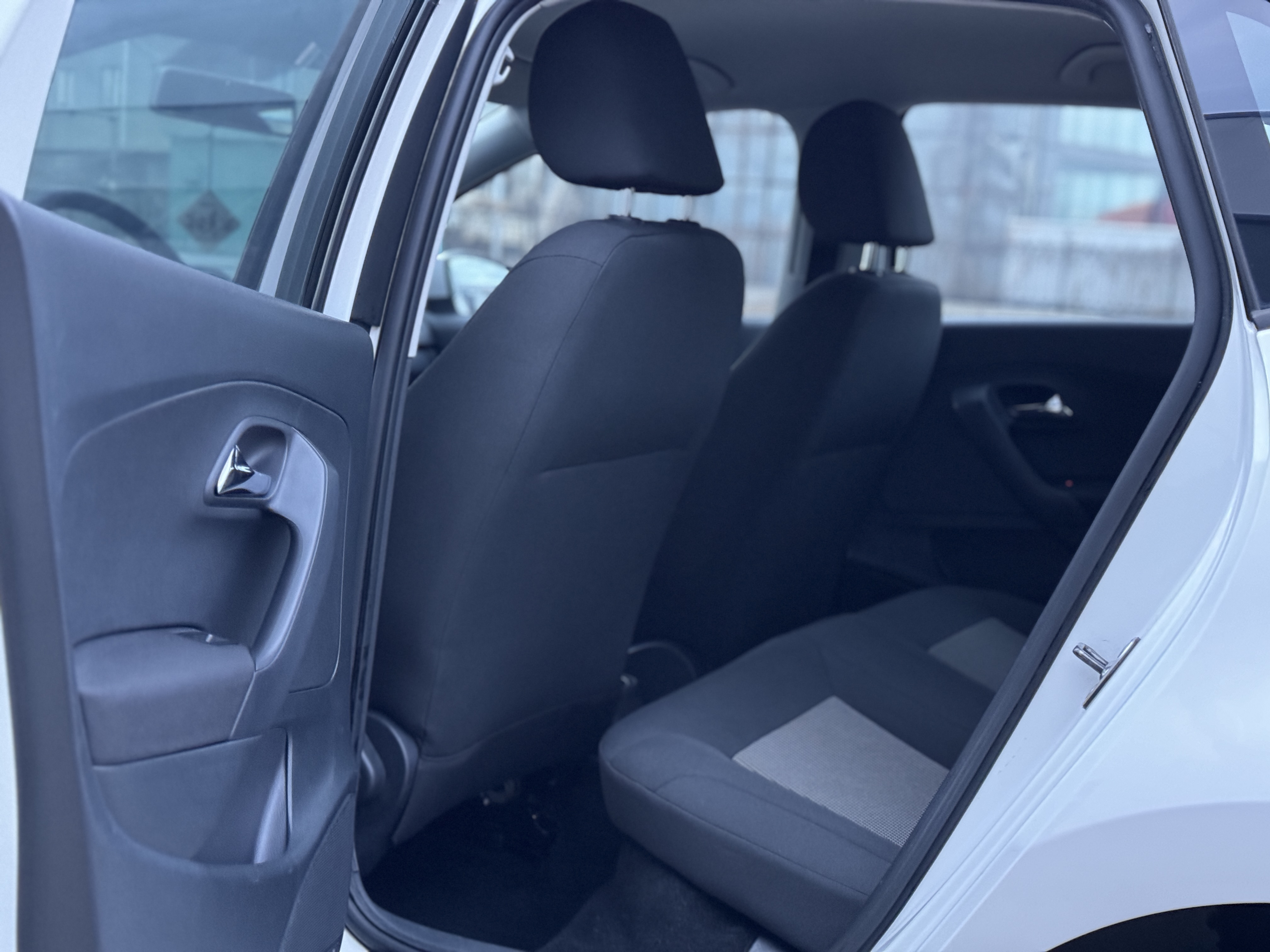 Volkswagen Polo 2016 #9 Volkswagen Polo 2016 car image #9