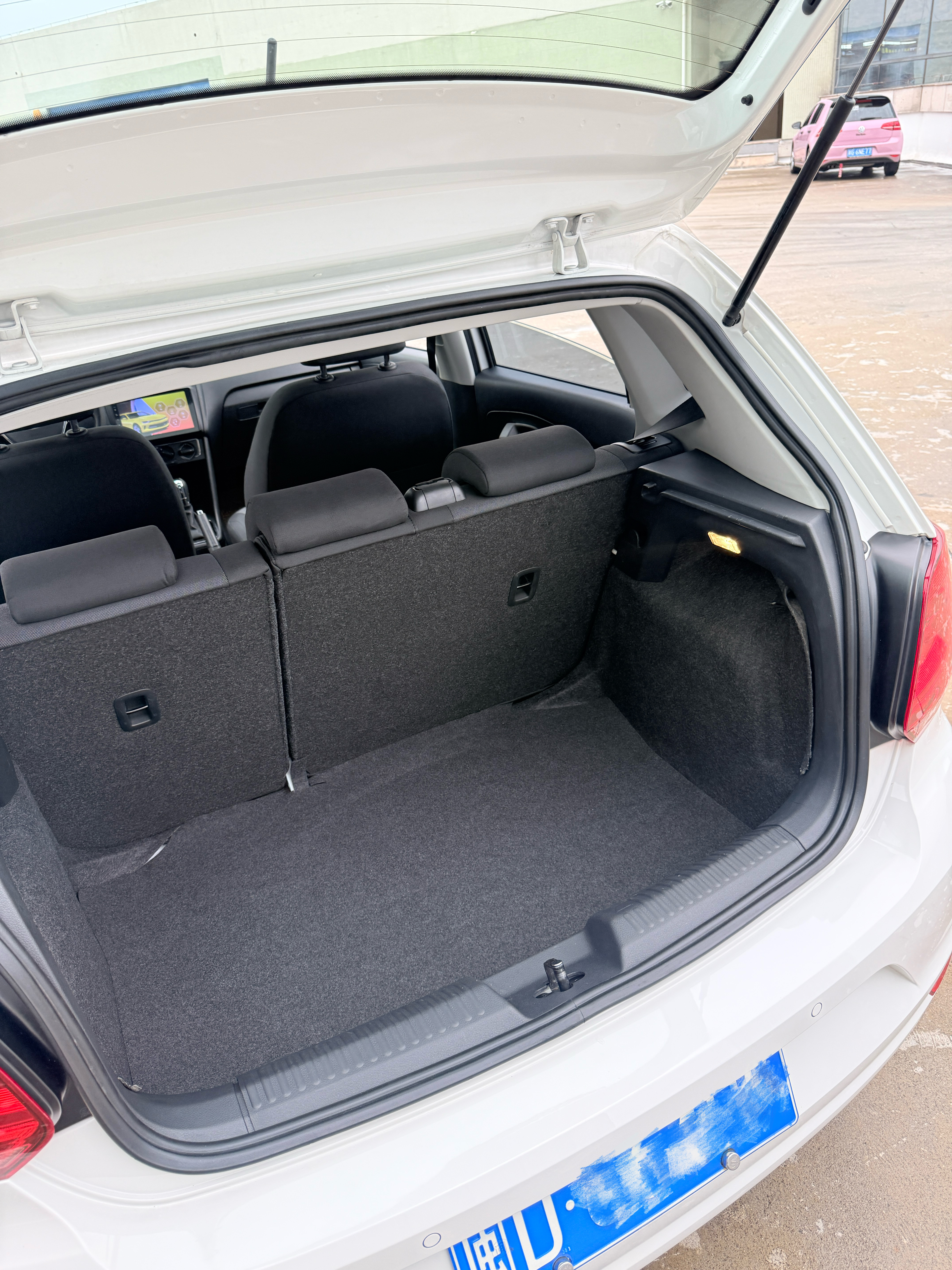 Volkswagen Polo 2017 #9 Volkswagen Polo 2017 car image #9