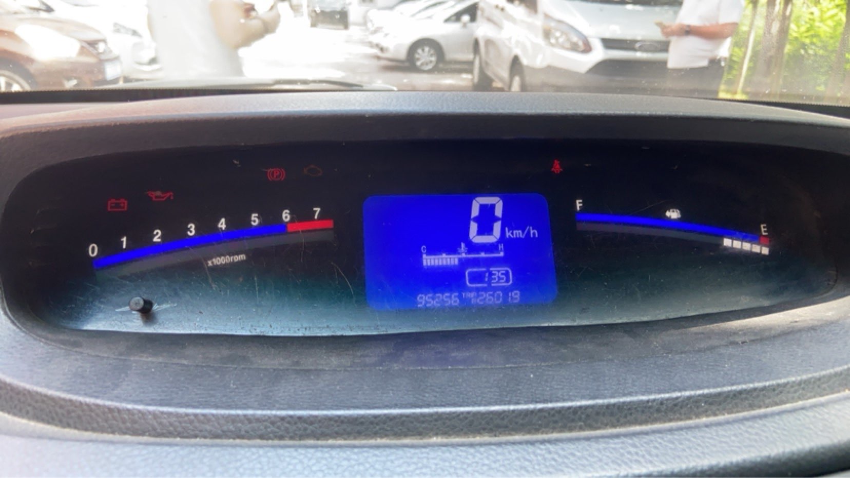 Forthing JOYEAR SUV 2012 car image #9