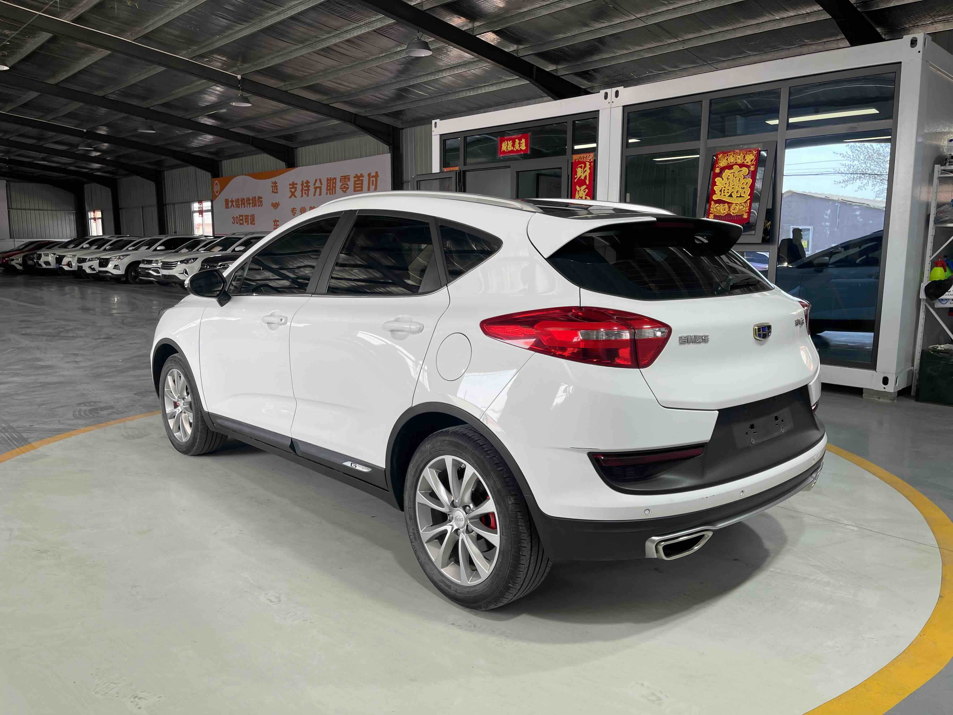 GEELY Emgrand GS 2018 car image #9