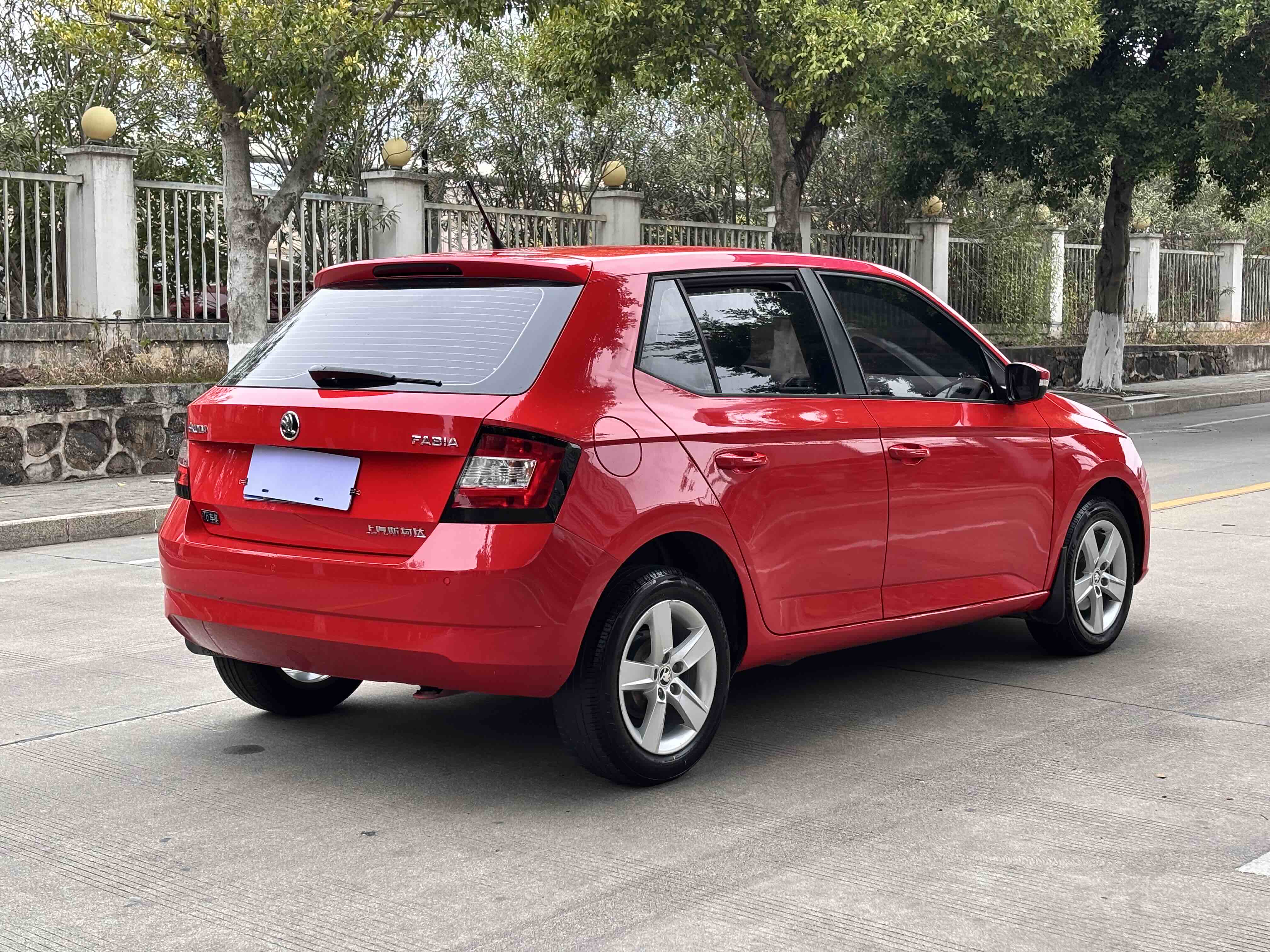 Skoda Fabia 2016 #9 Skoda Fabia 2016 car image #9