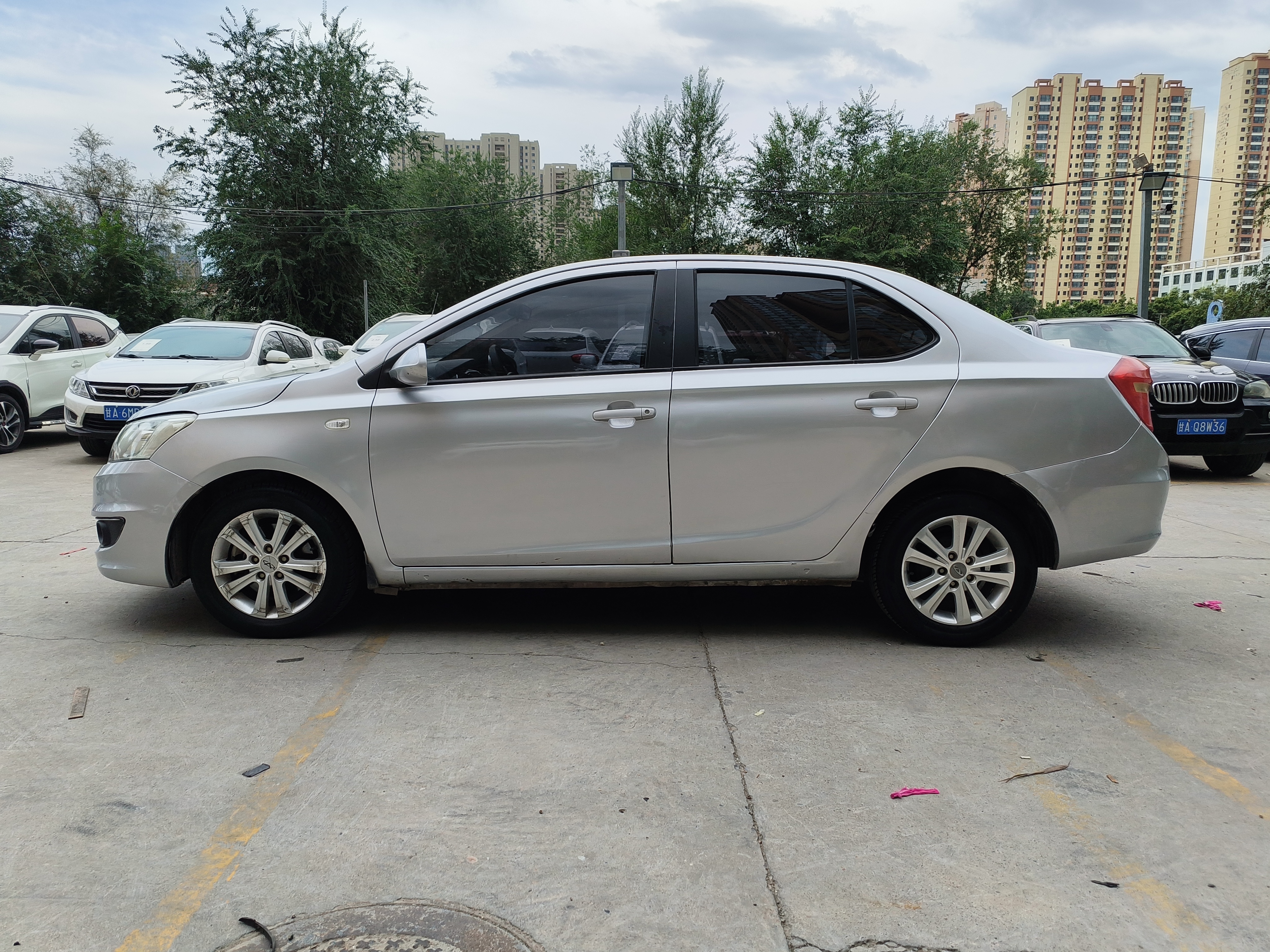 Chery E5 2015 изображение автомобиля #9