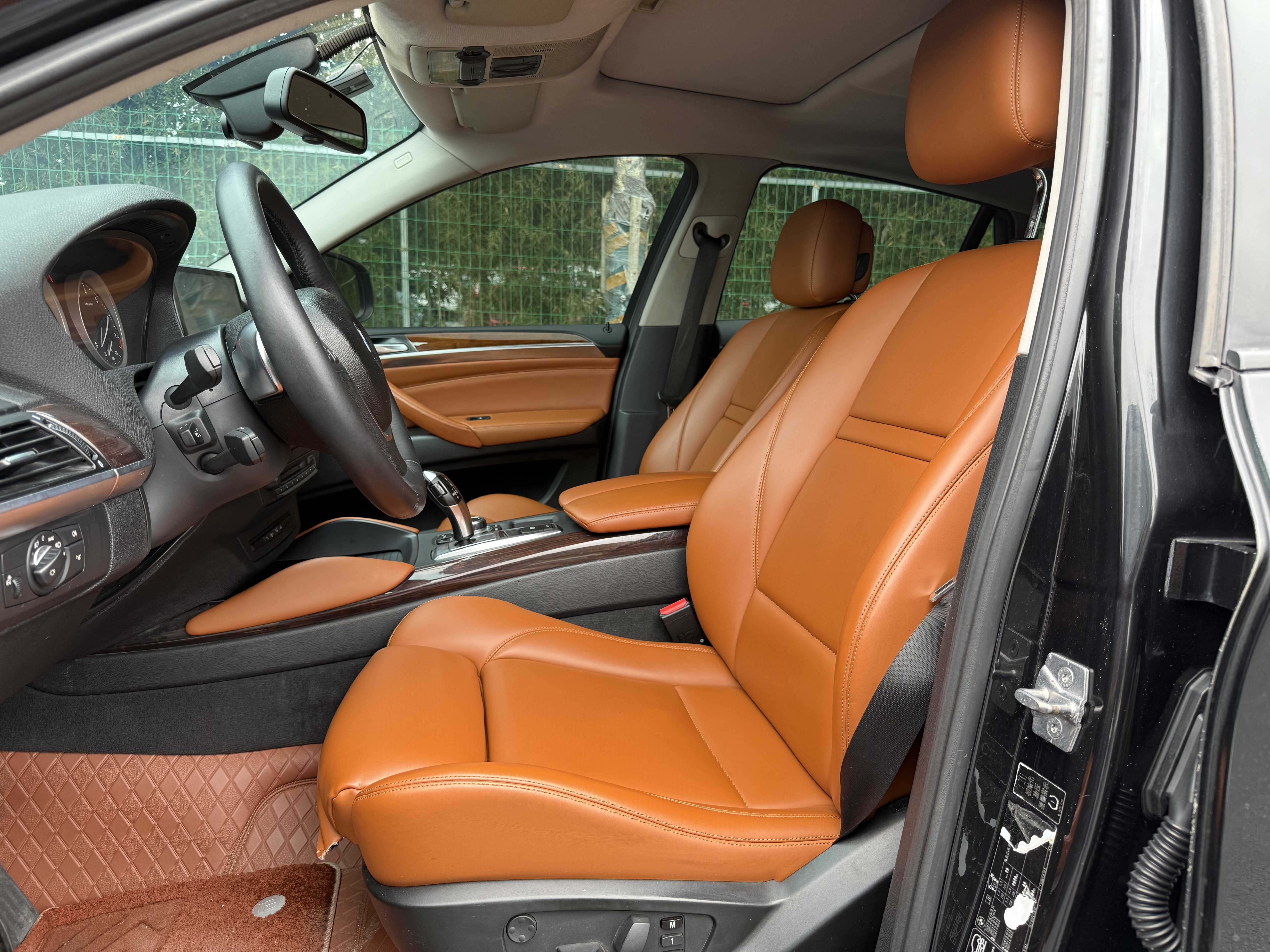 宝马 宝马X6 2011 汽车图片 #9