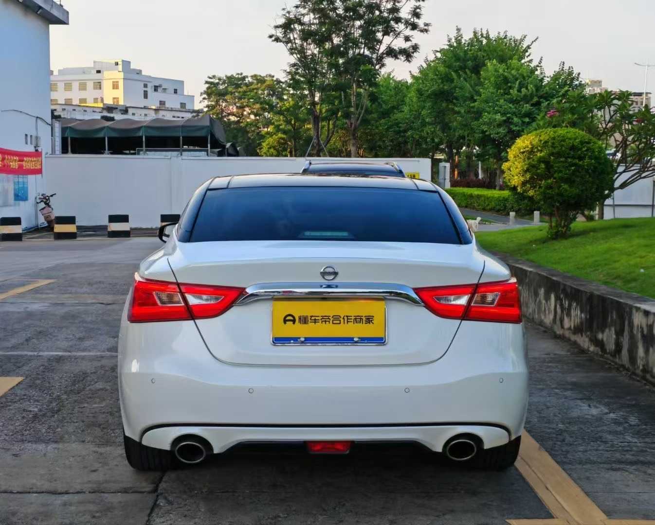 Nissan Maxima 2018 car image #9