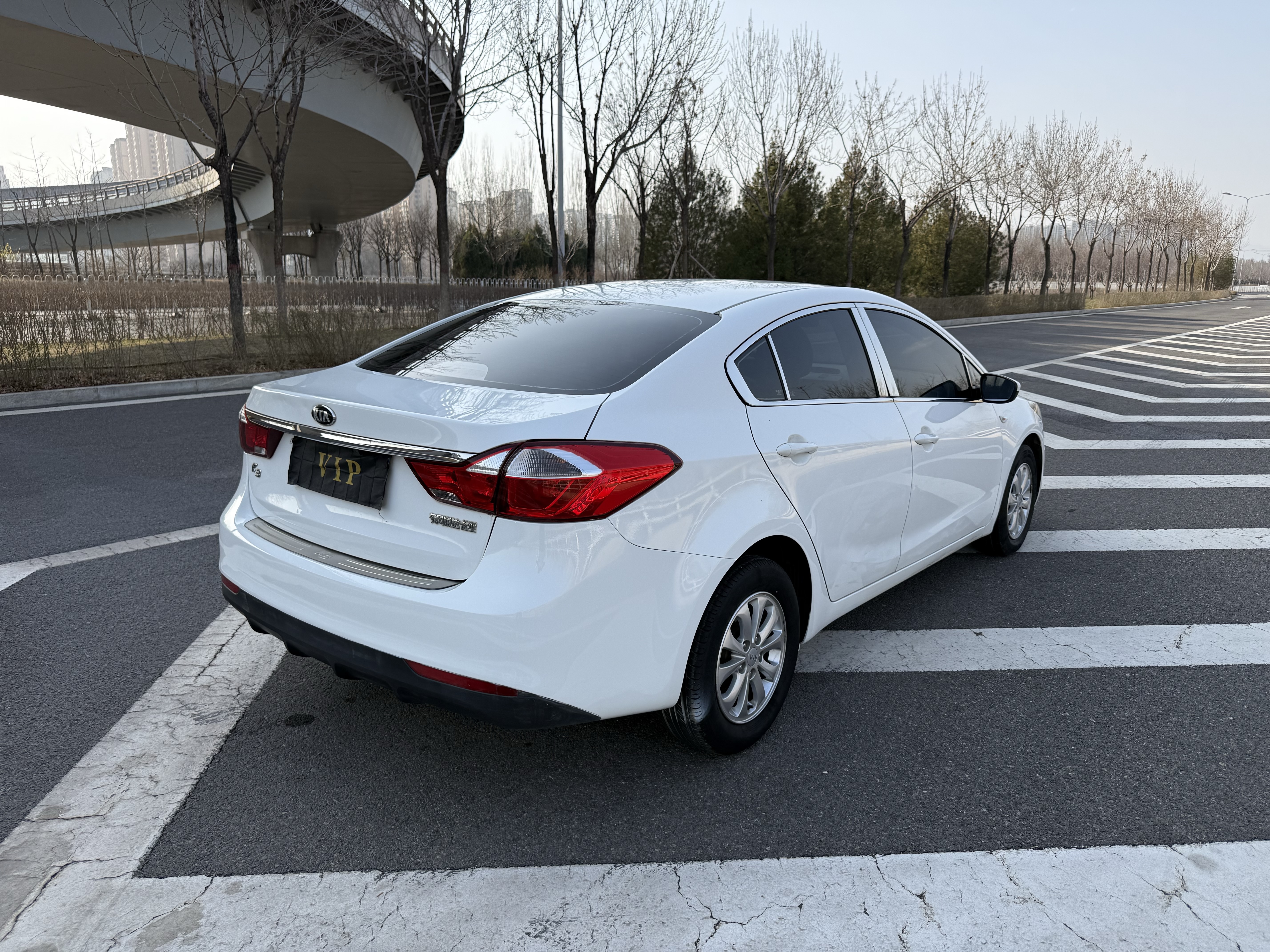 起亚 起亚K3 2017 汽车图片 #9