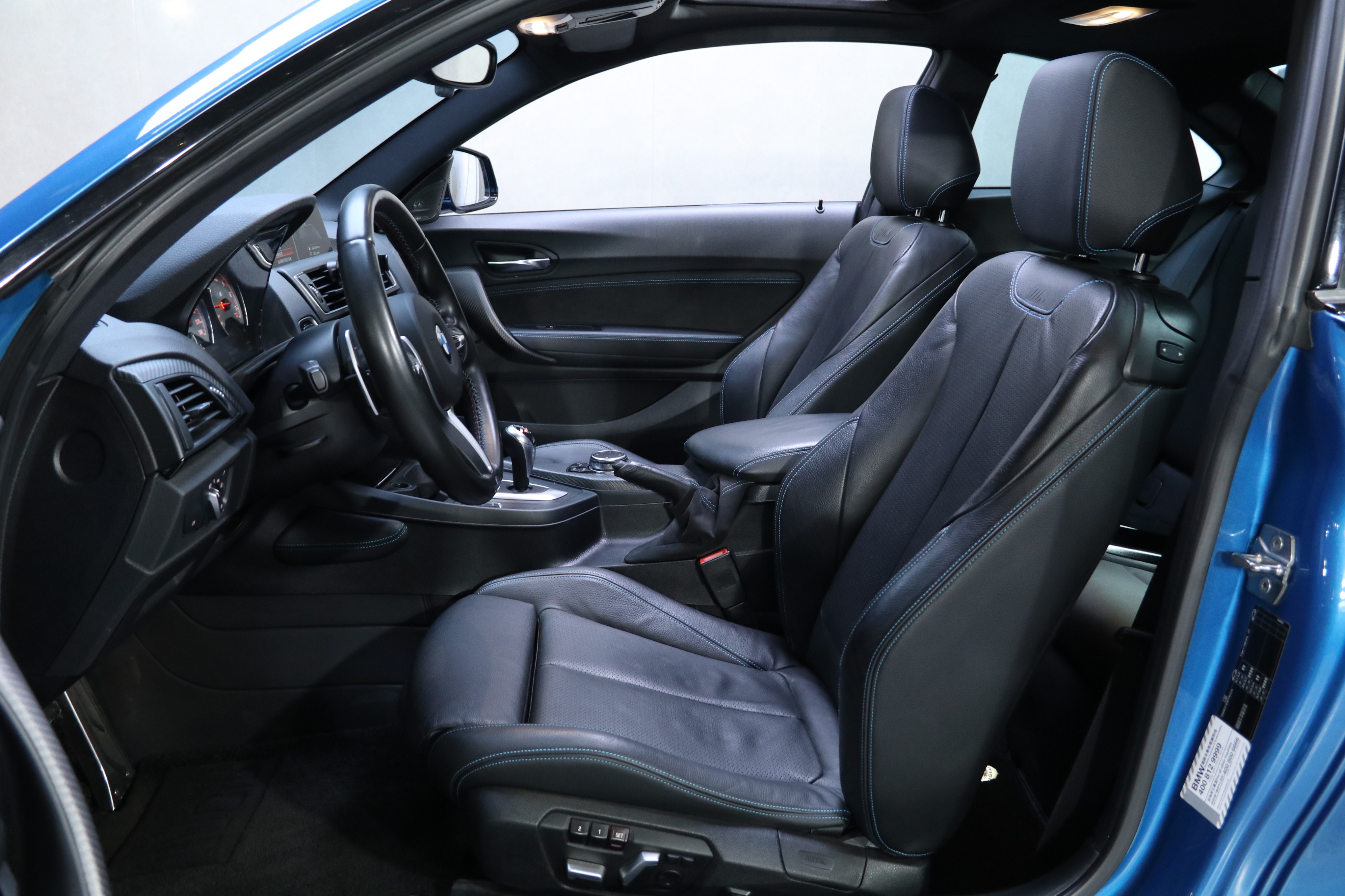 BMW M2 2016 car image #9