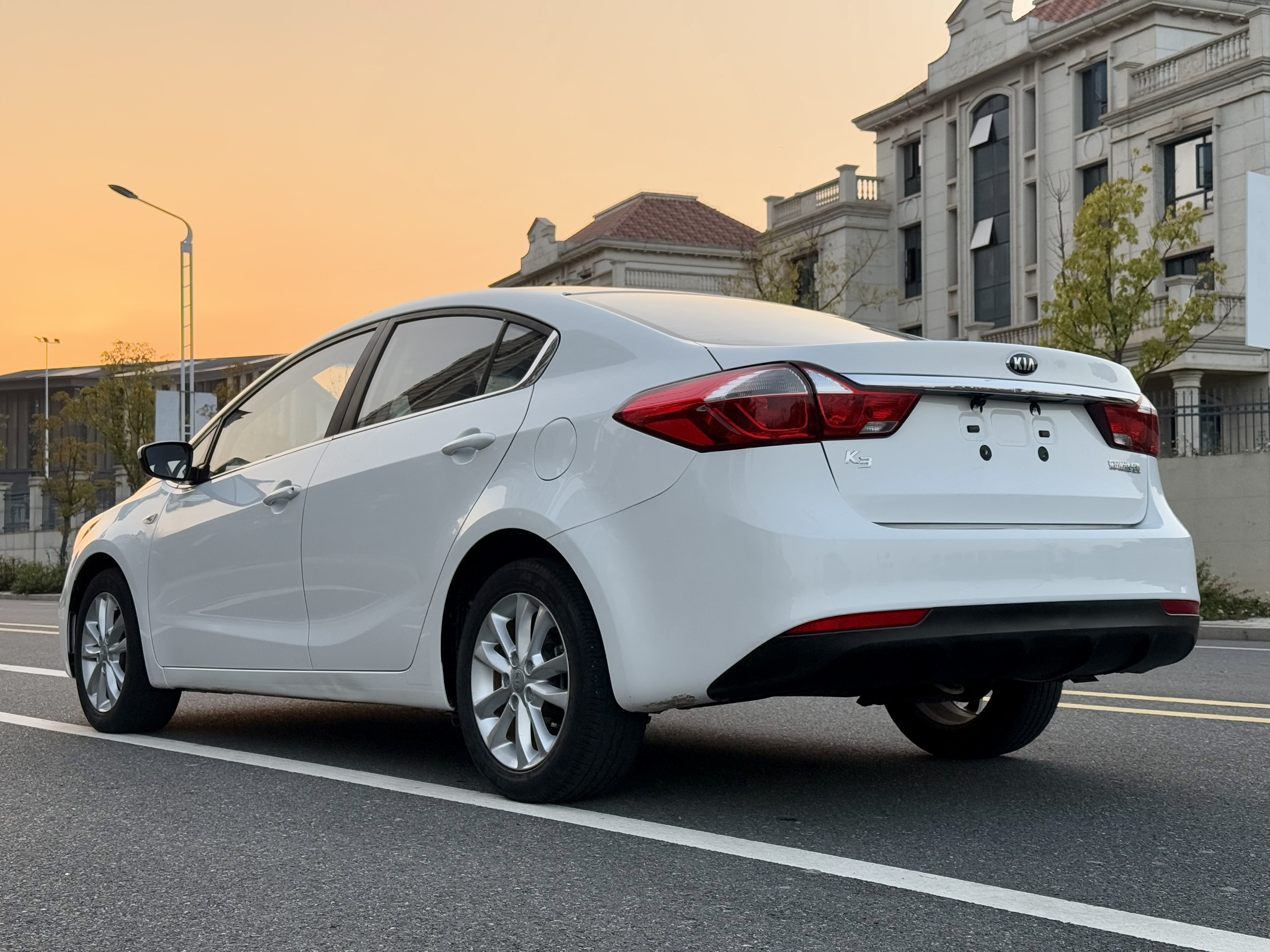 起亚 起亚K3 2016 汽车图片 #9