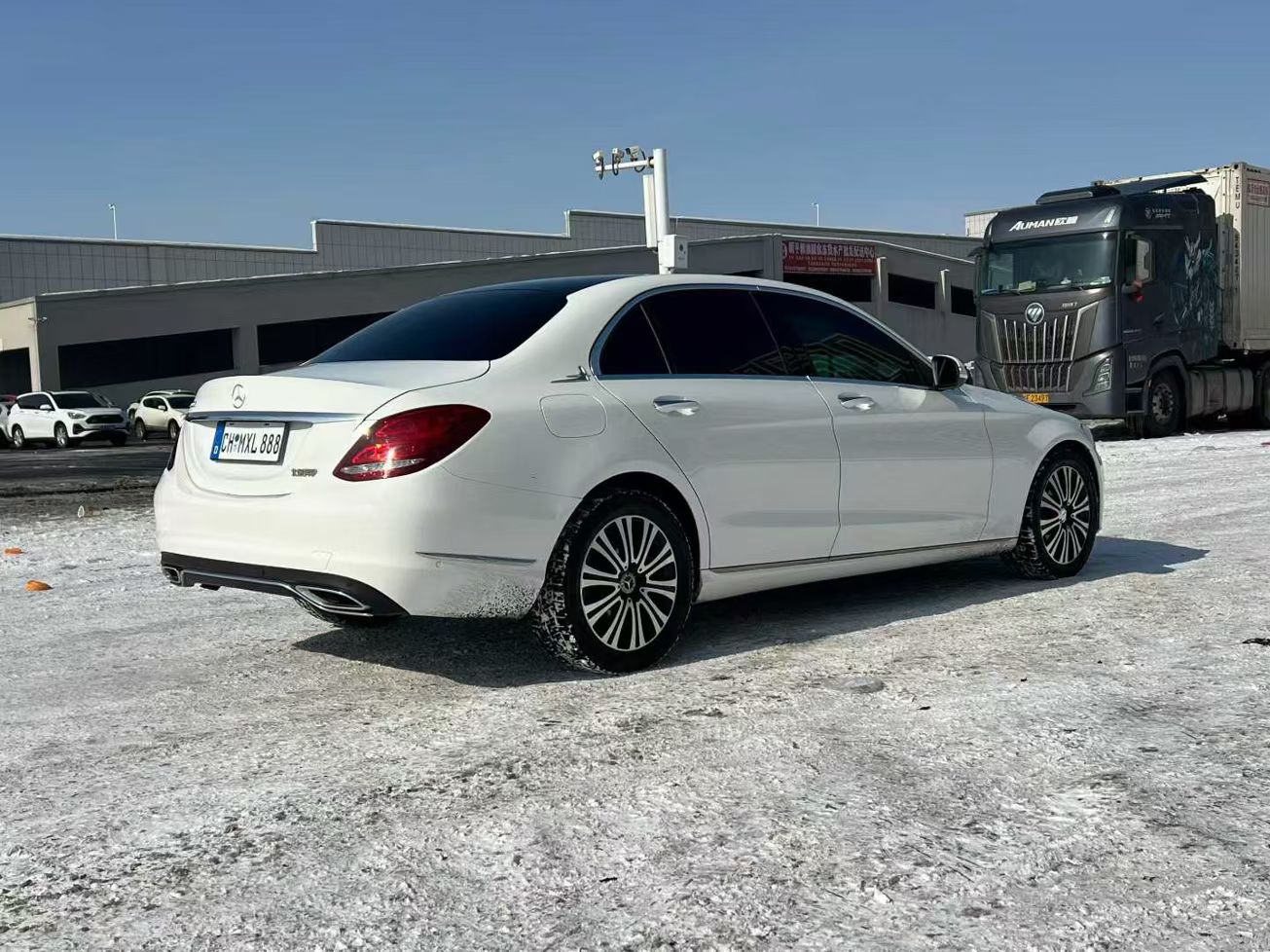 Mercedes-Benz C Class 2017 car image #9
