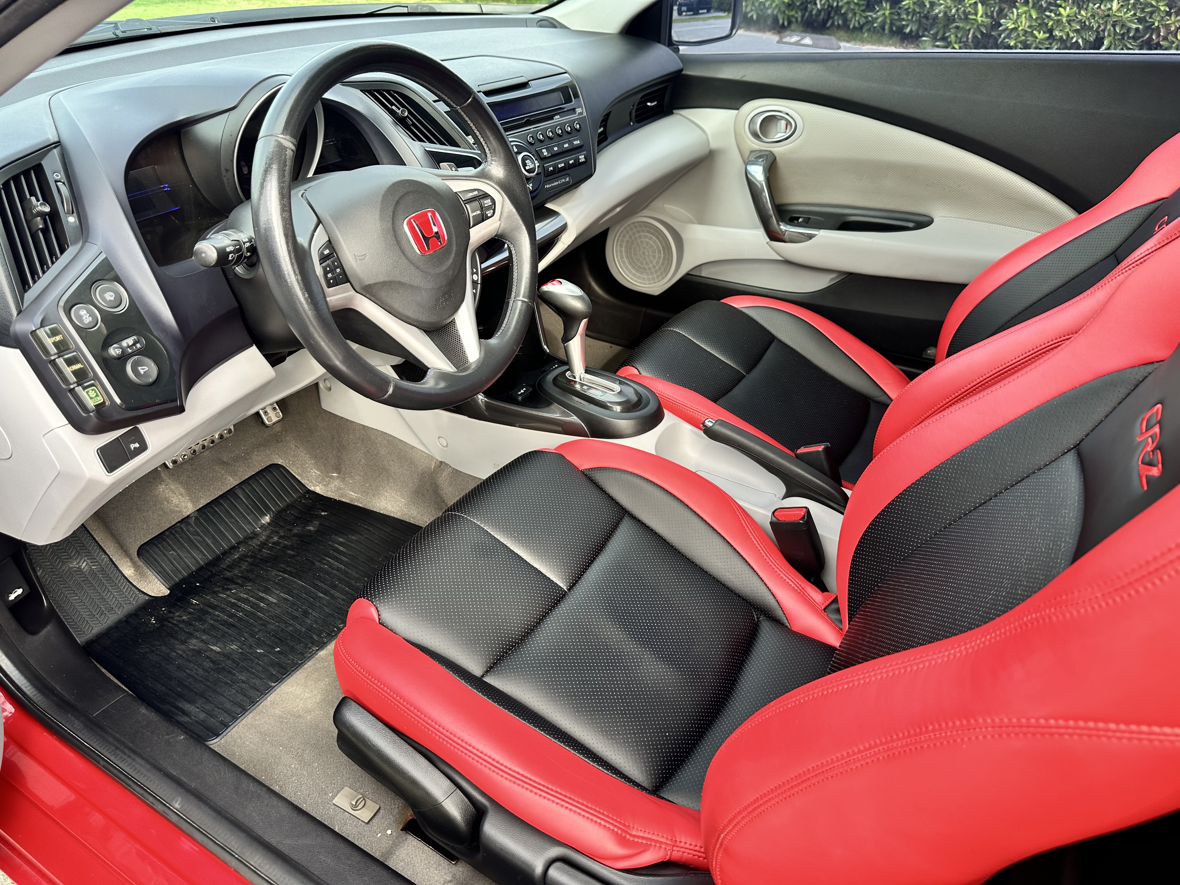 Honda CR-Z 2014 car image #9