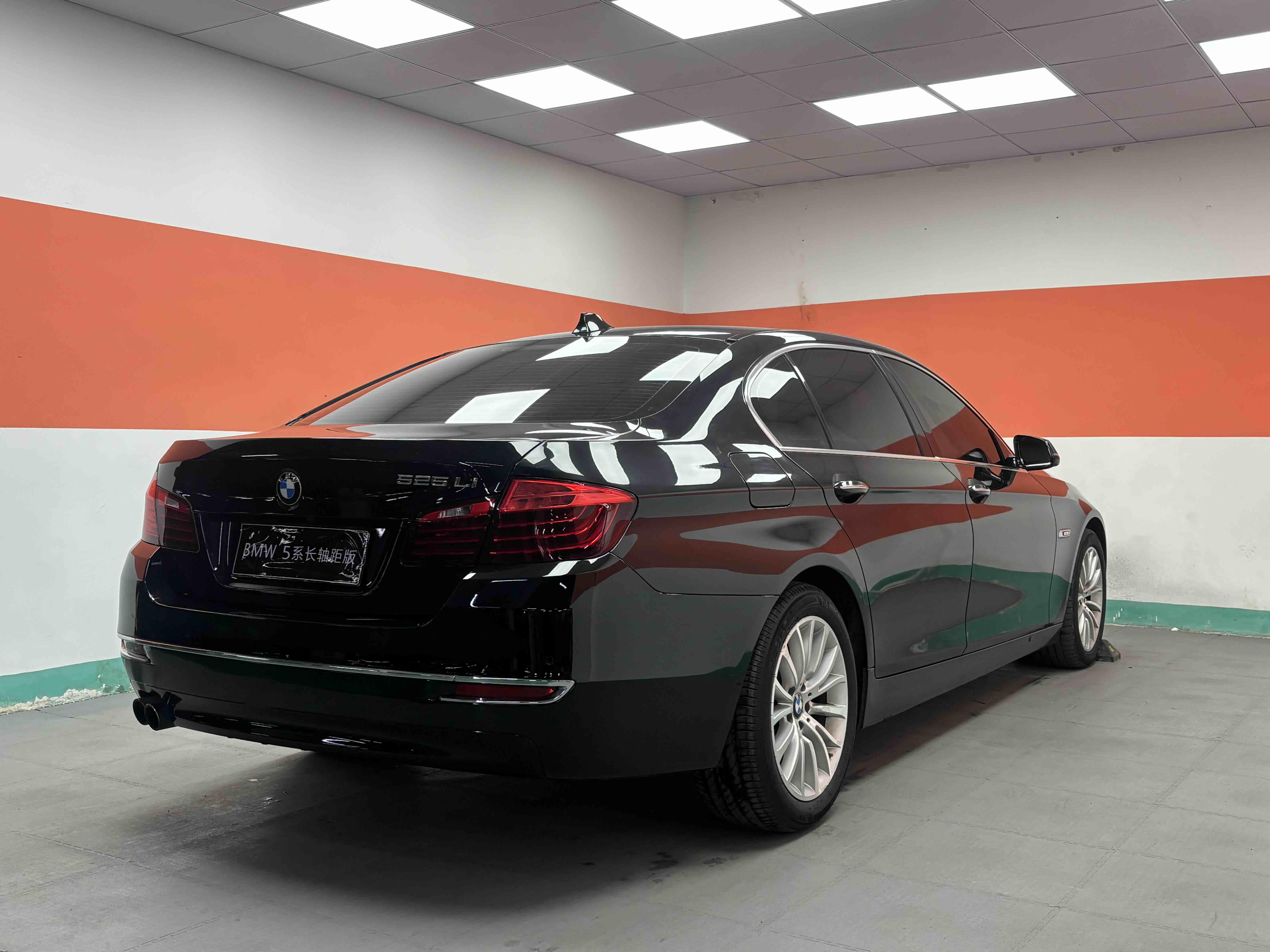 BMW 5 Series 2017 #9 BMW 5 Series 2017 car image #9