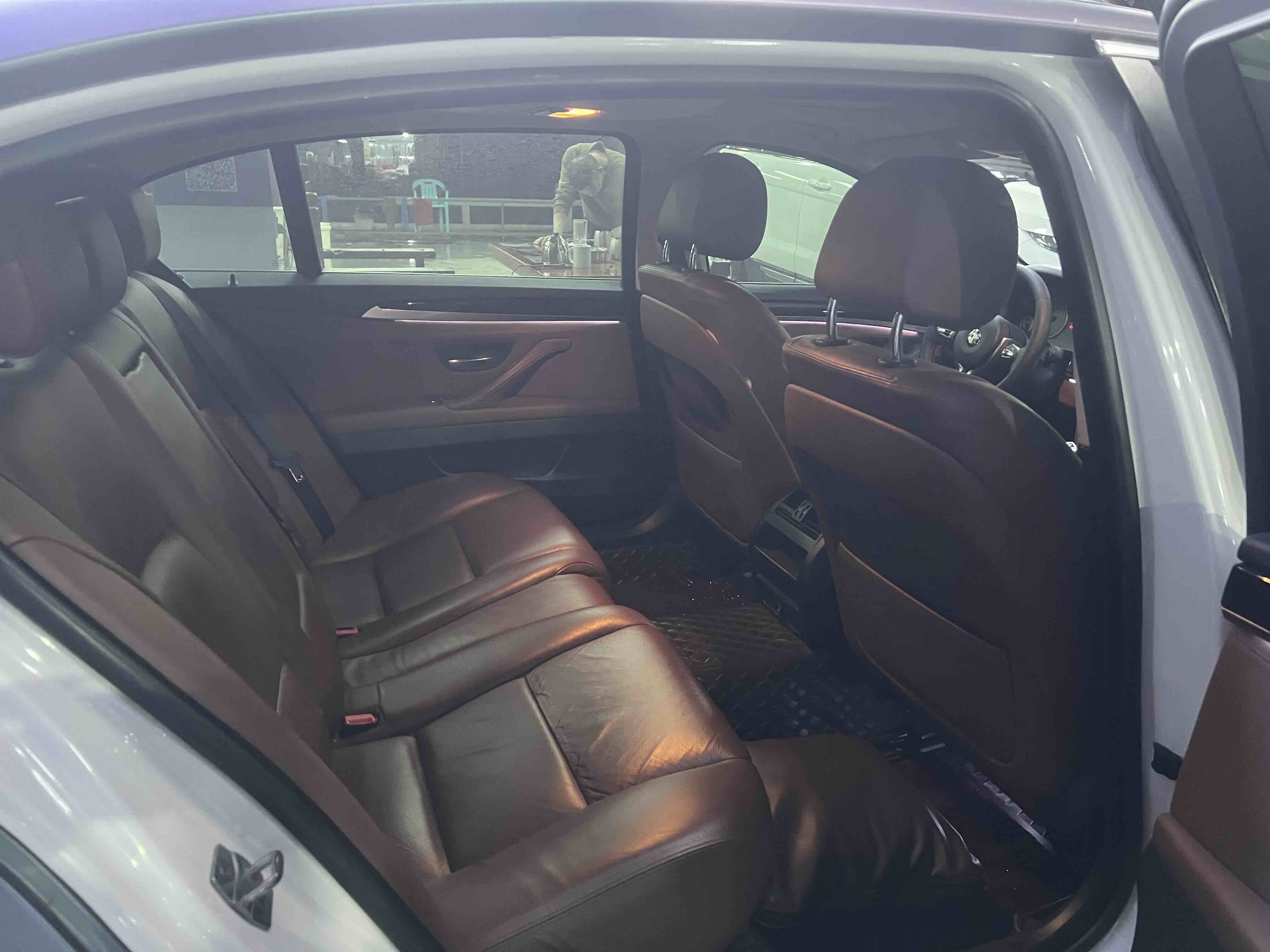 BMW 5 Series 2017 #9 BMW 5 Series 2017 car image #9