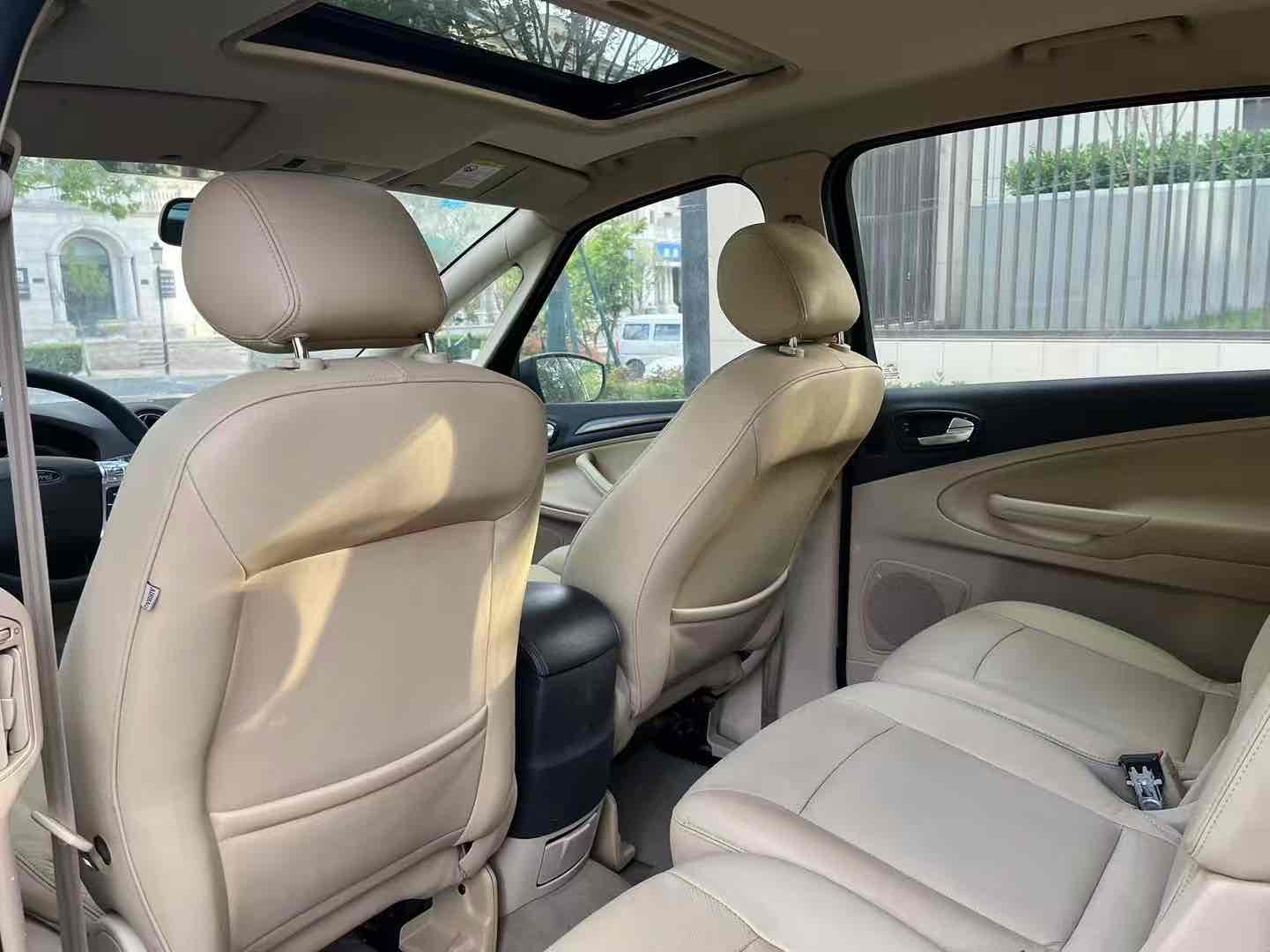 Ford S-MAX 2014 car image #9