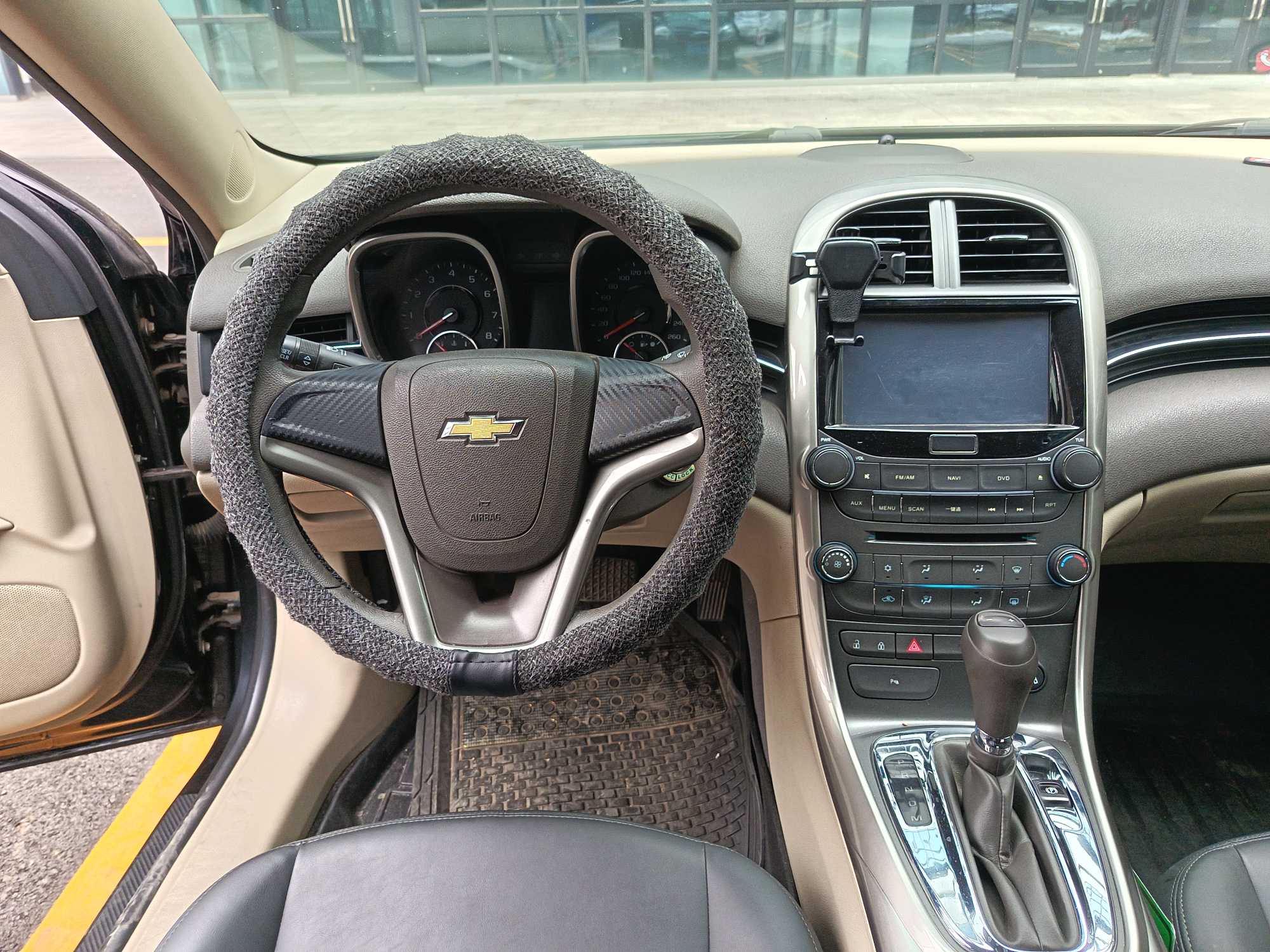 Chevrolet Malibu 2015 car image #9