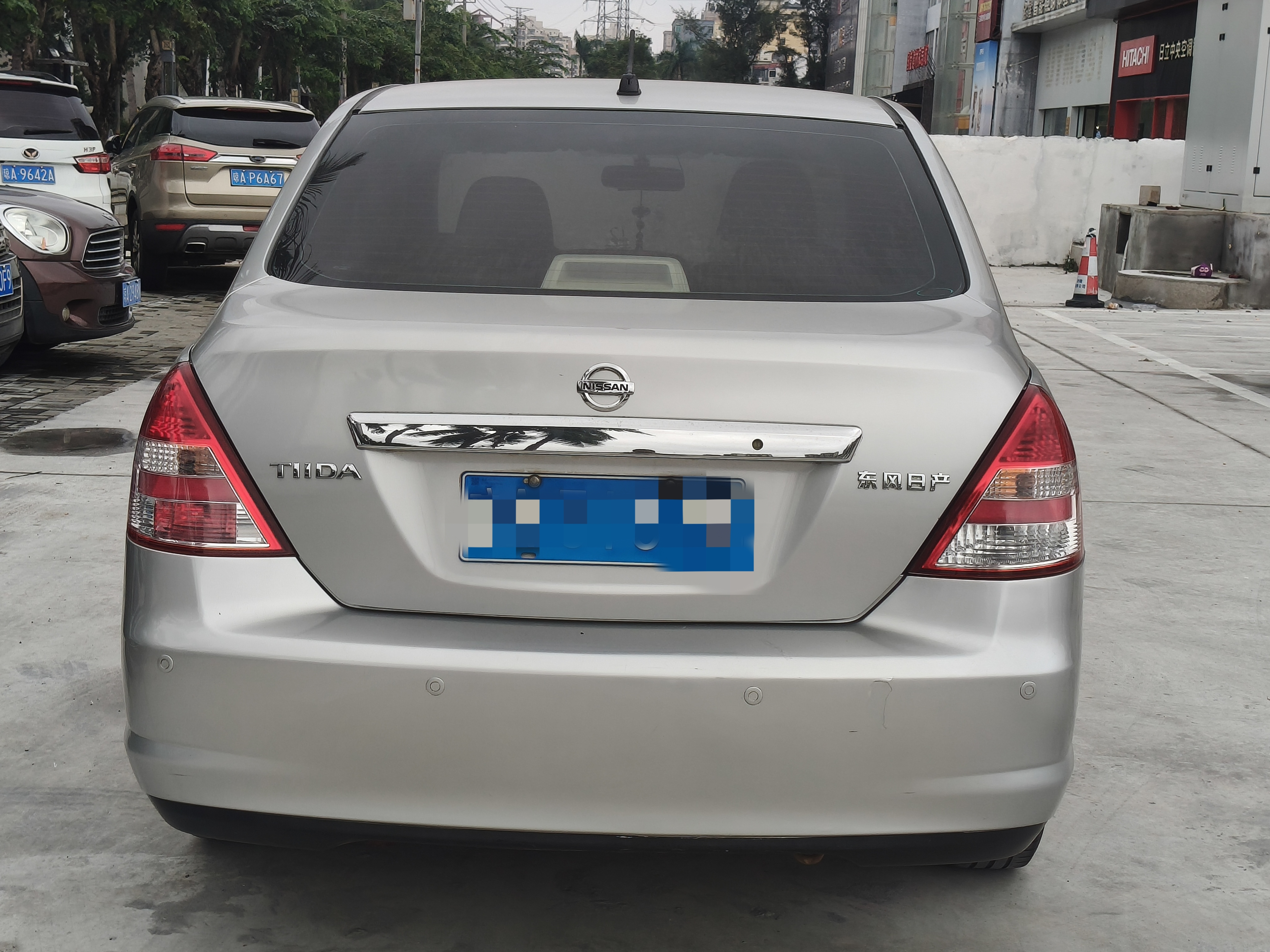 日产 颐达 2010 汽车图片 #9