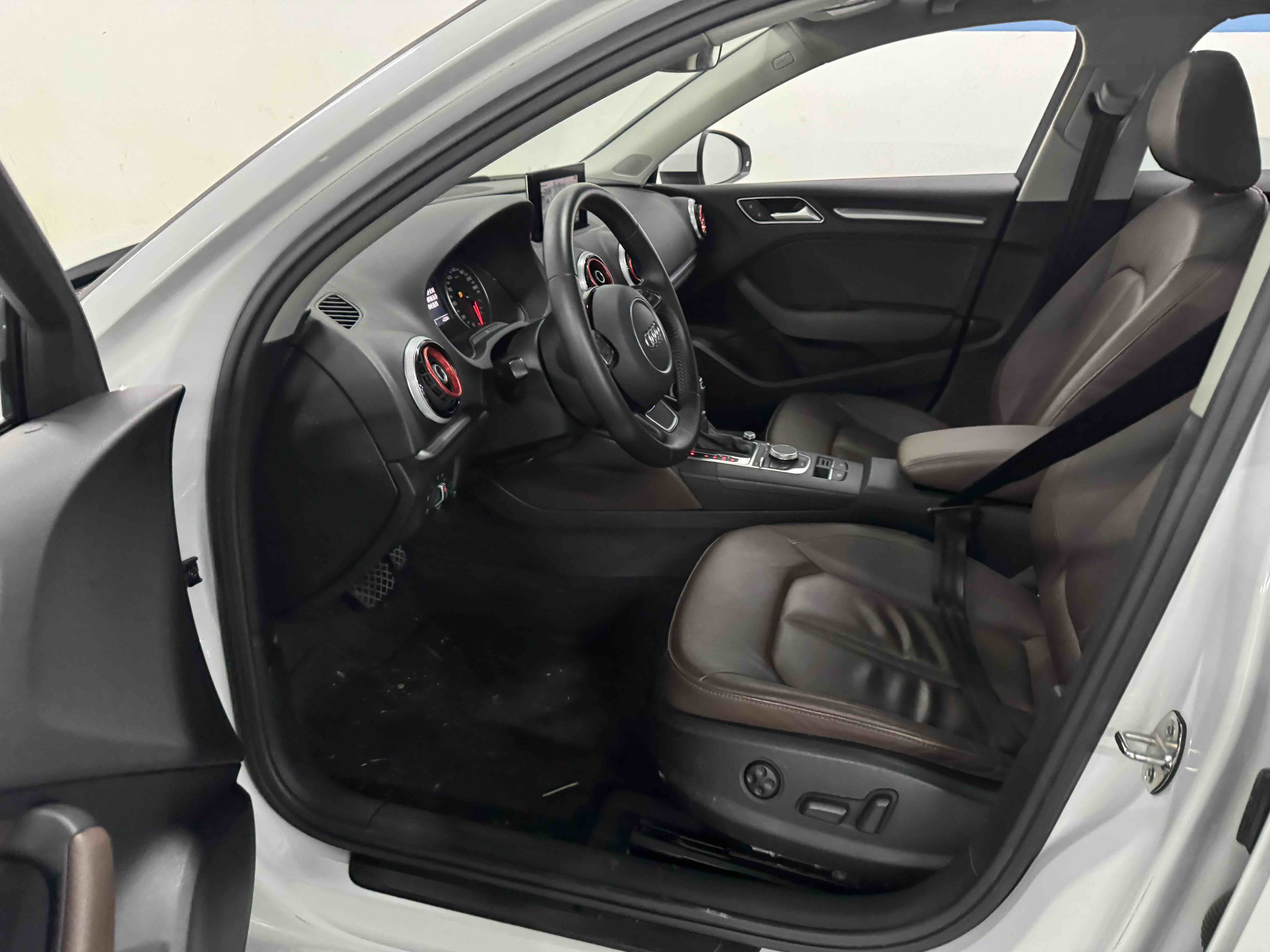 Audi A3 2017 immagine di auto #9
