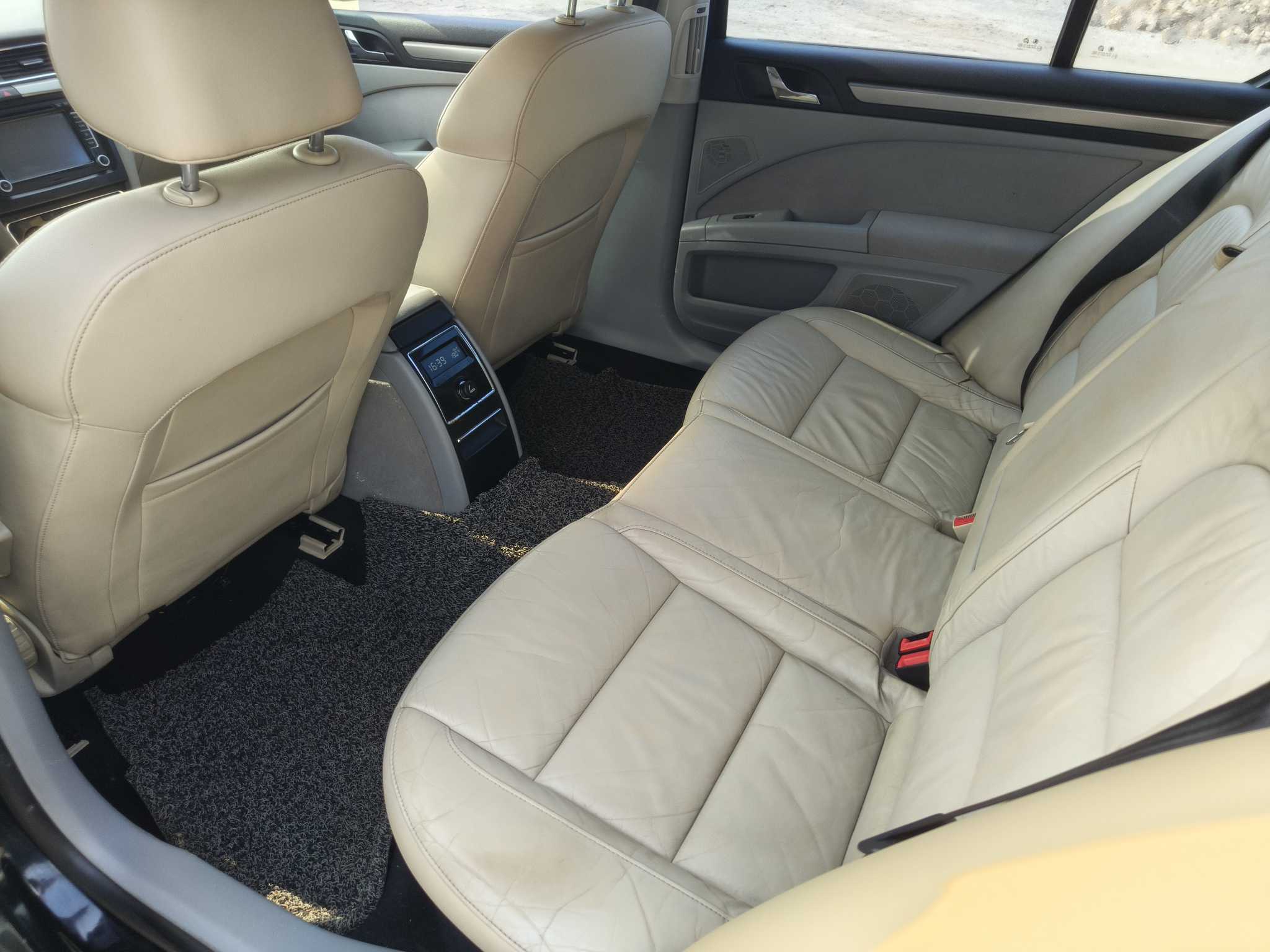 Skoda Superb 2012 صورة سيارة #9