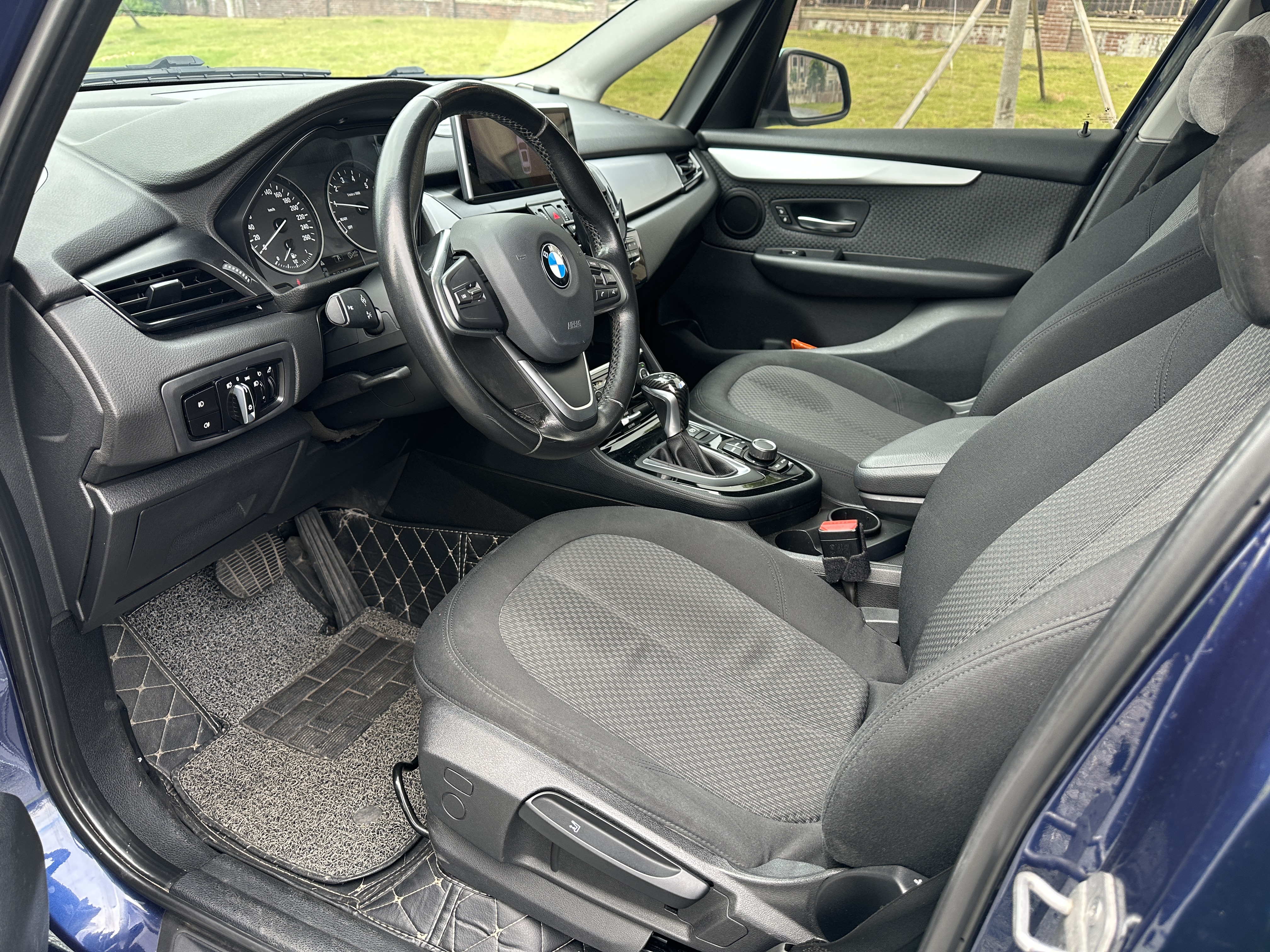 BMW 2 Series Tourer (Imported) 2015 car image #9