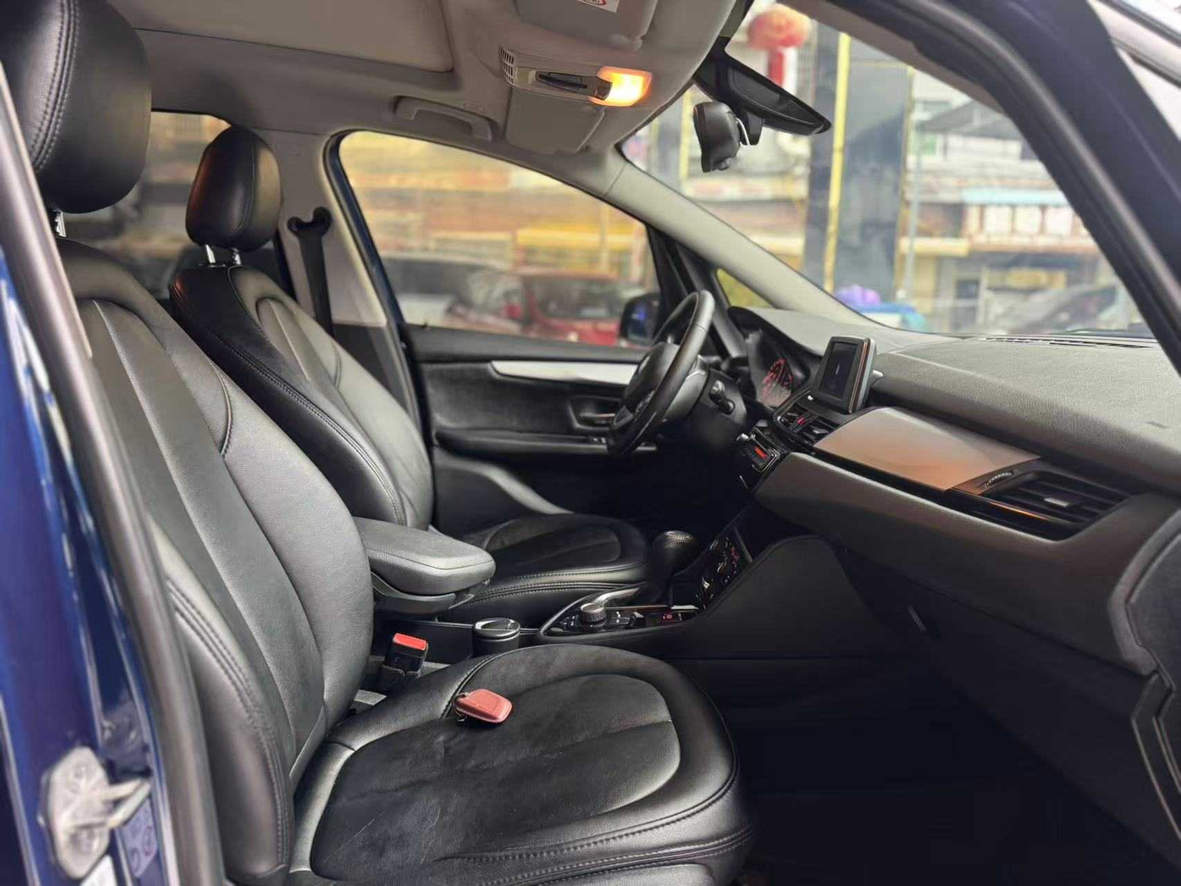 BMW 2 Series (Imported) 2018 car image #9