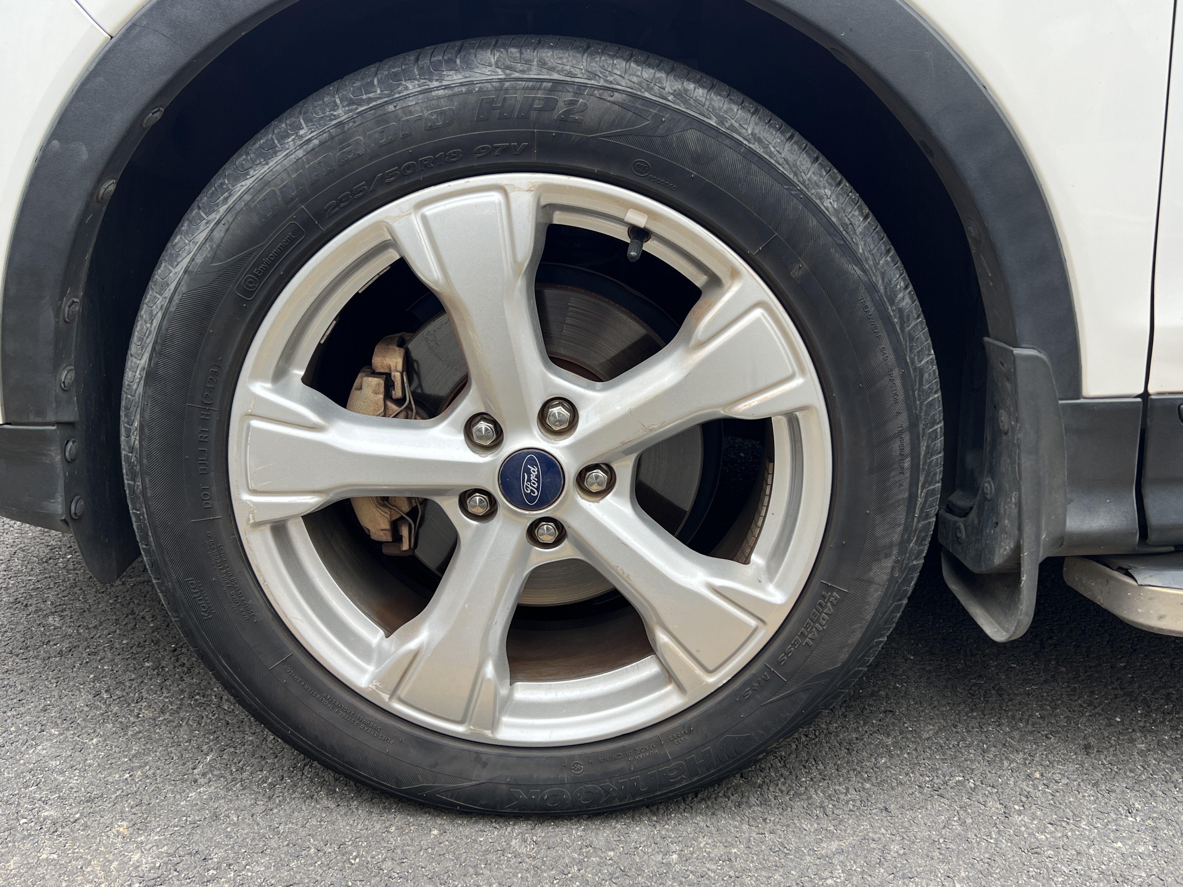 Ford Kuga 2017 car image #9