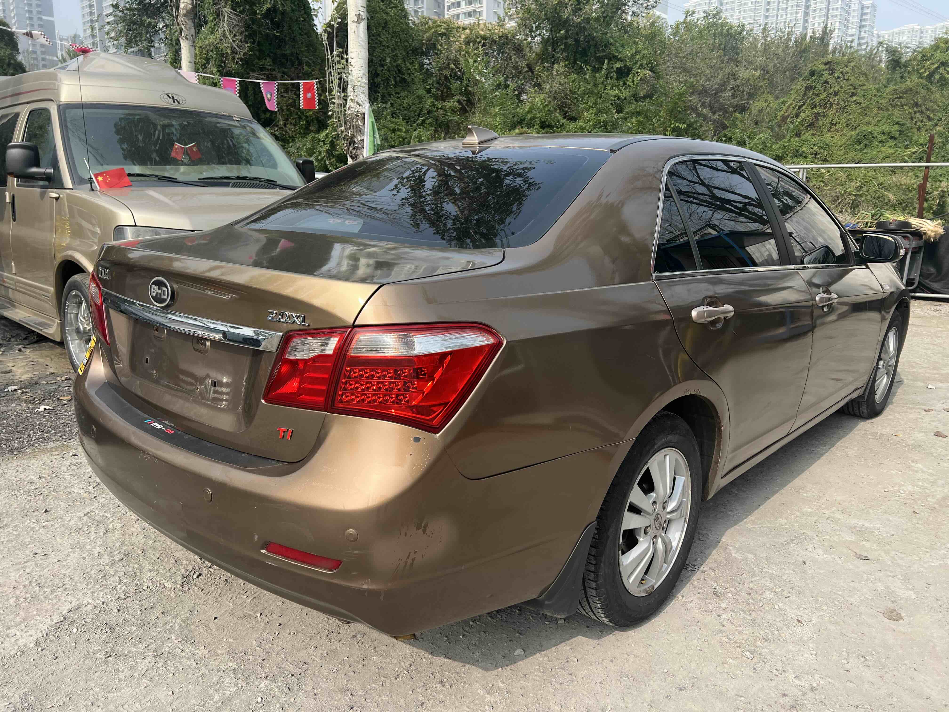 BYD G6 2012 #9 BYD G6 2012 car image #9