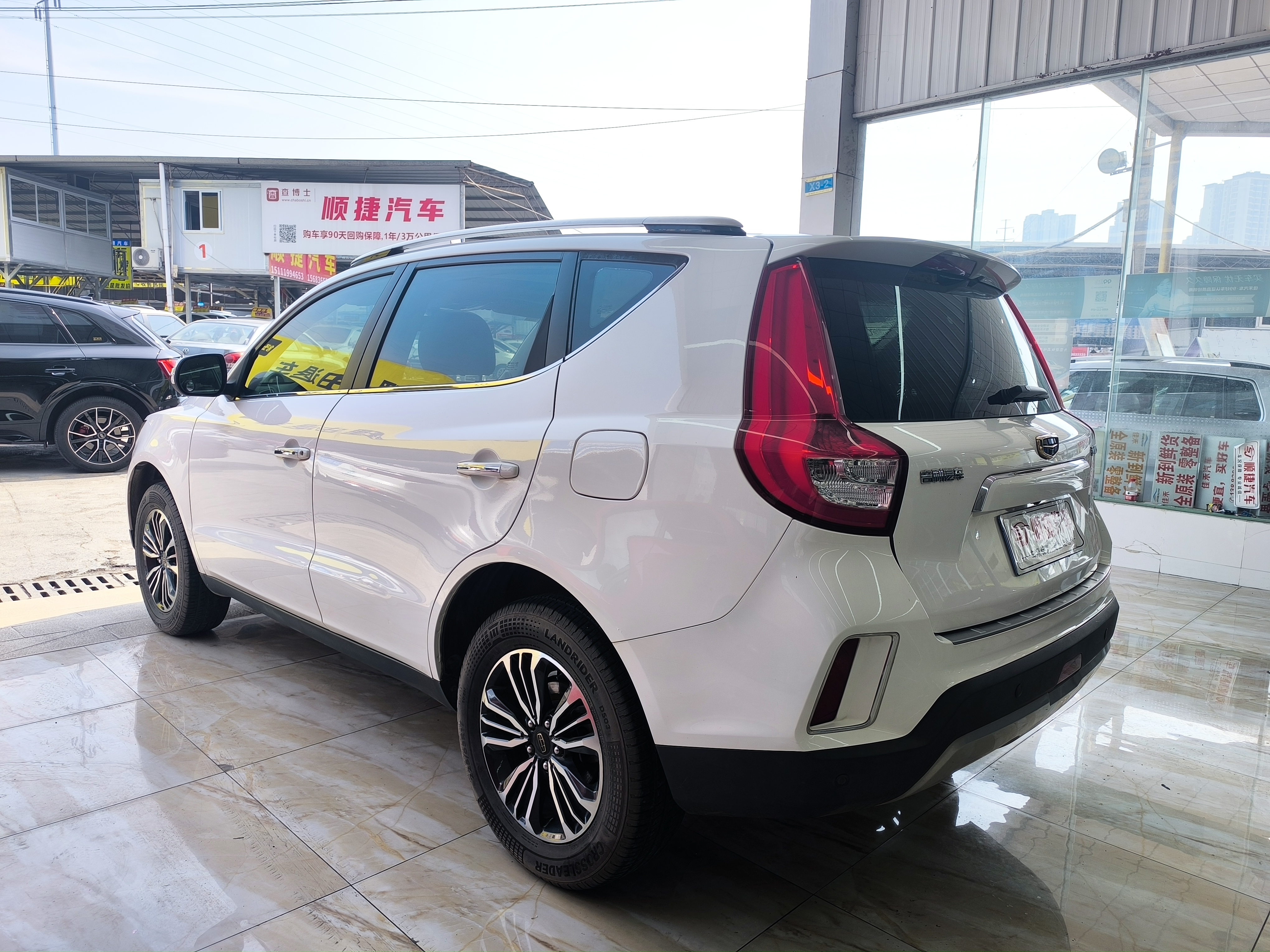 GEELY Vision X6 2017 car image #9