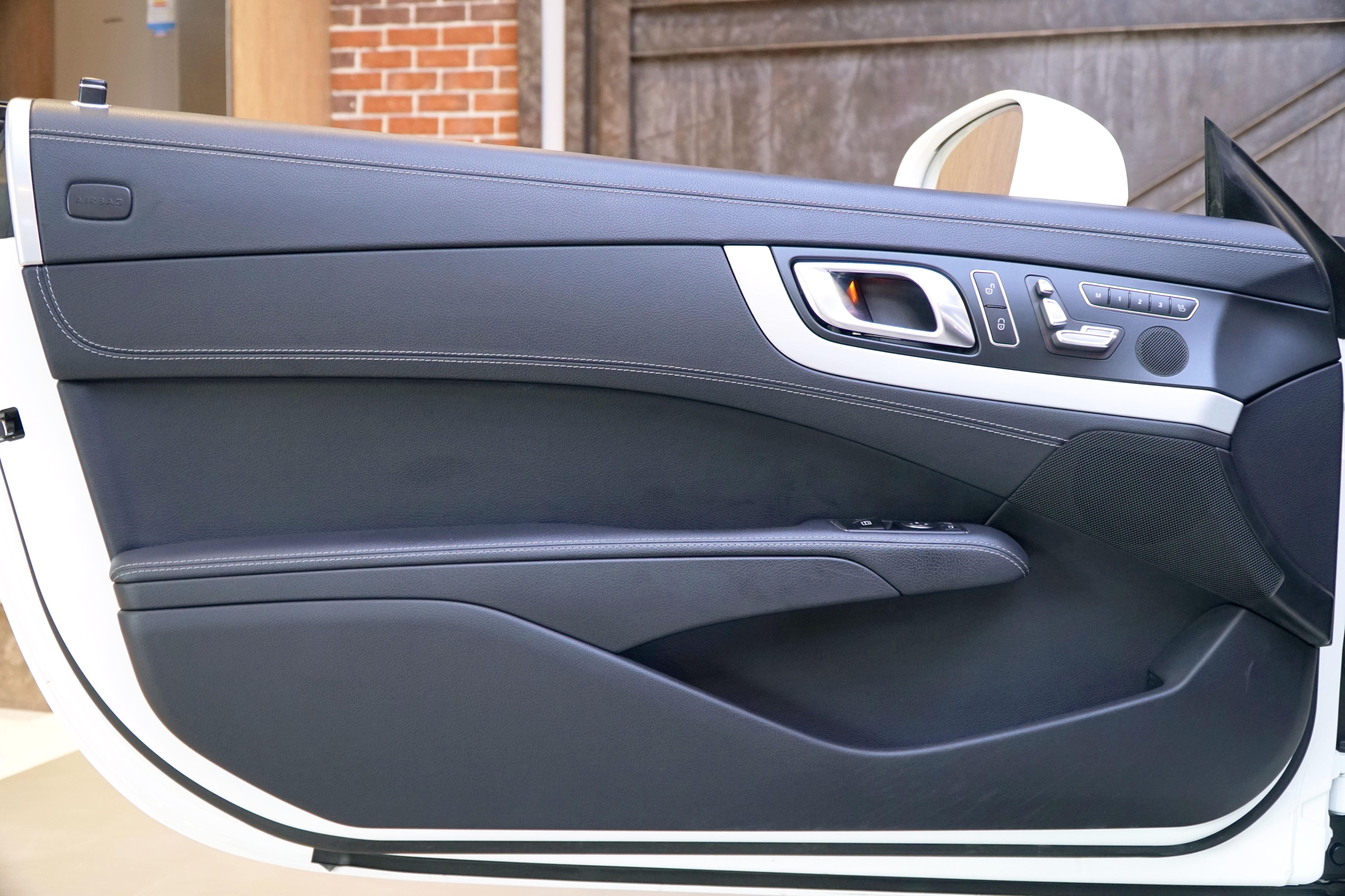 Mercedes-Benz SL Class 2013 car image #9