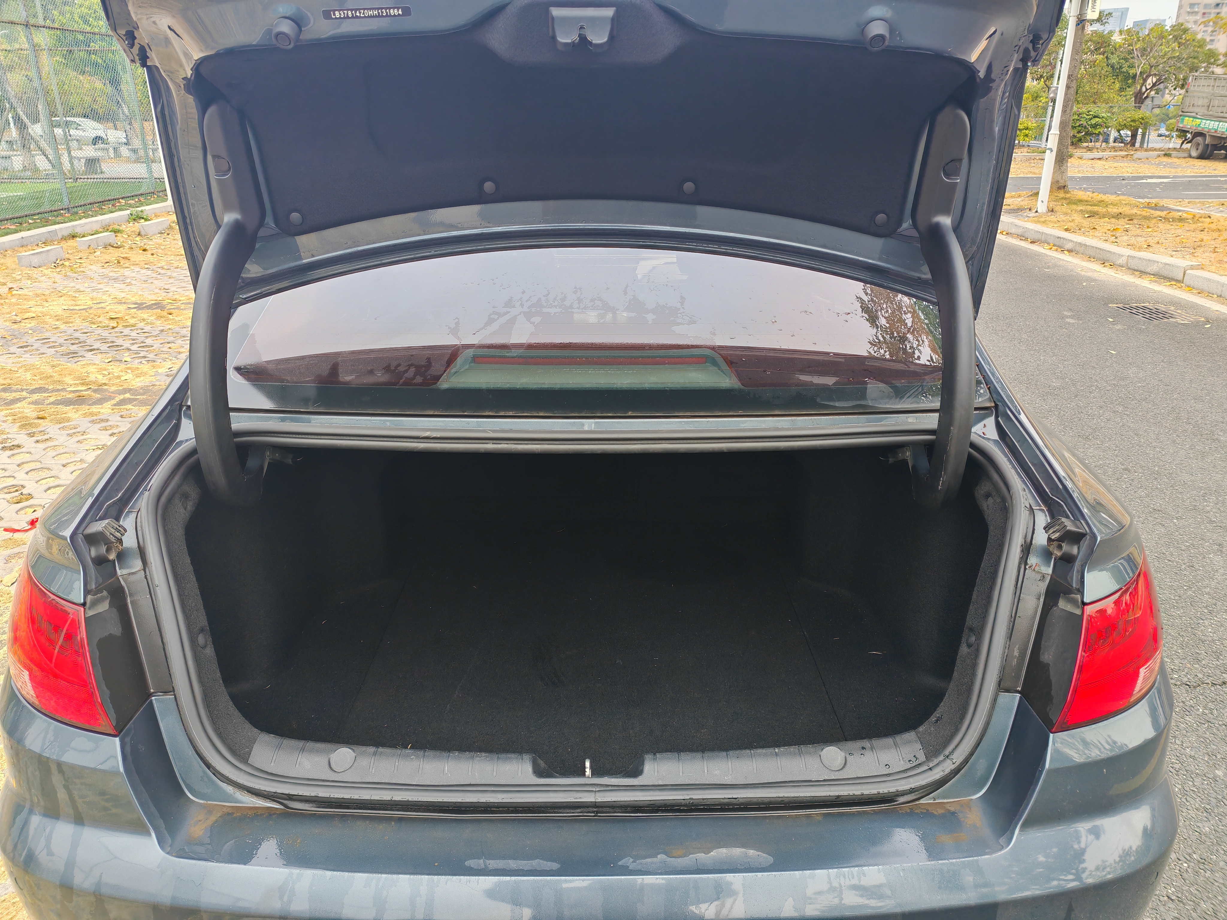 Emgrand GL 2017 #9 Emgrand GL 2017 car image #9