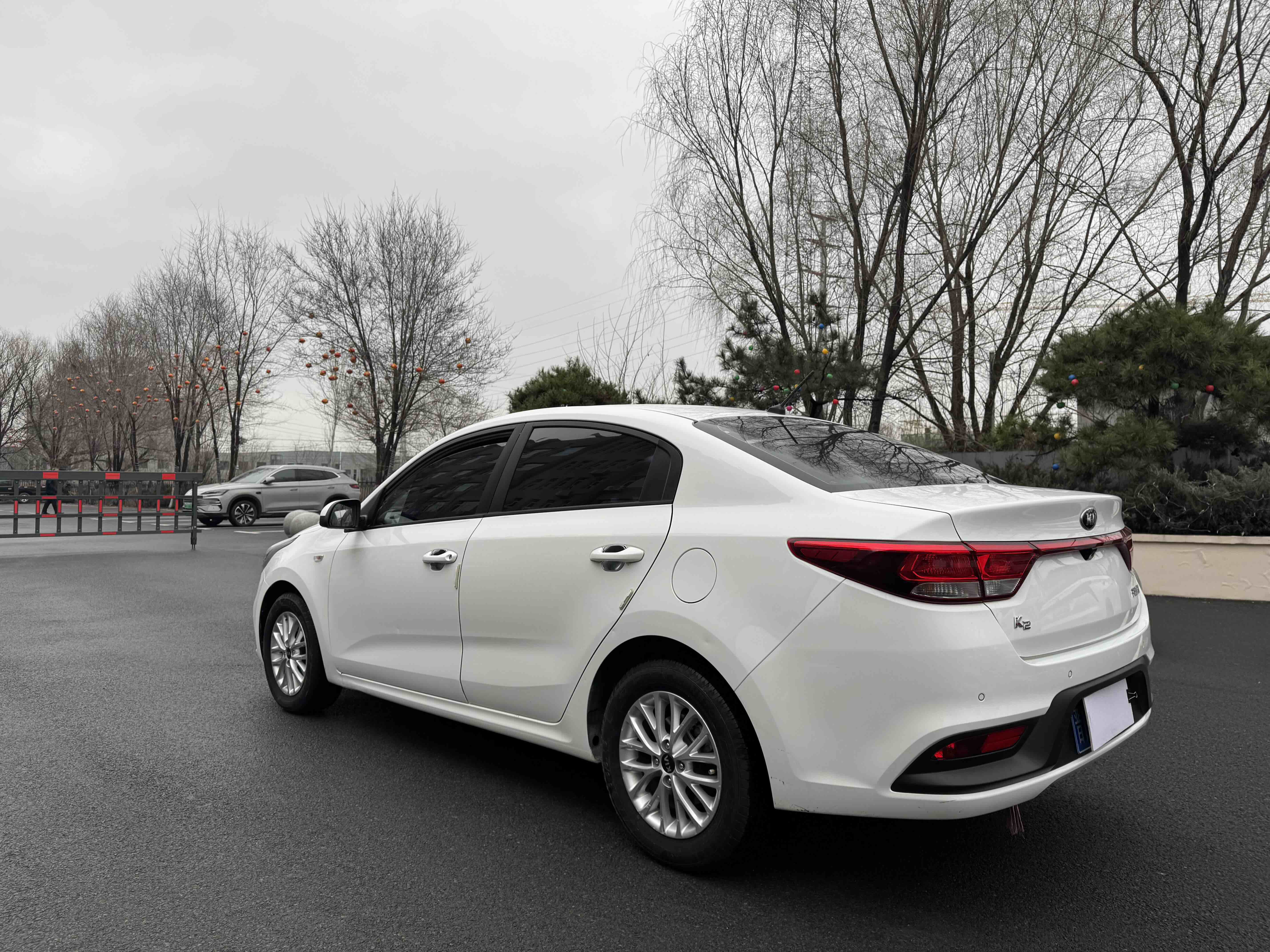 起亚 起亚K2 2017 汽车图片 #9