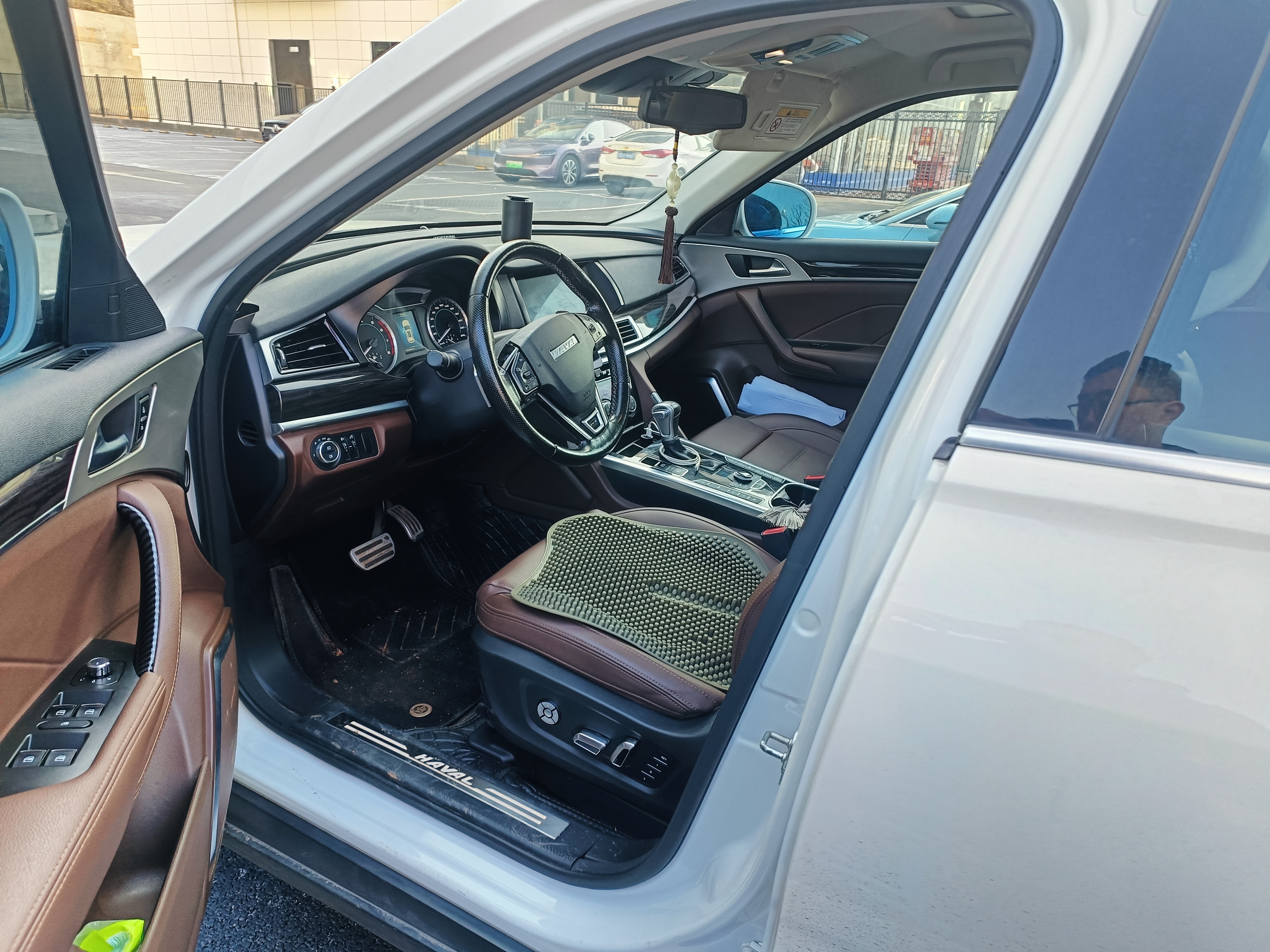 Haval H7 2017 car image #9