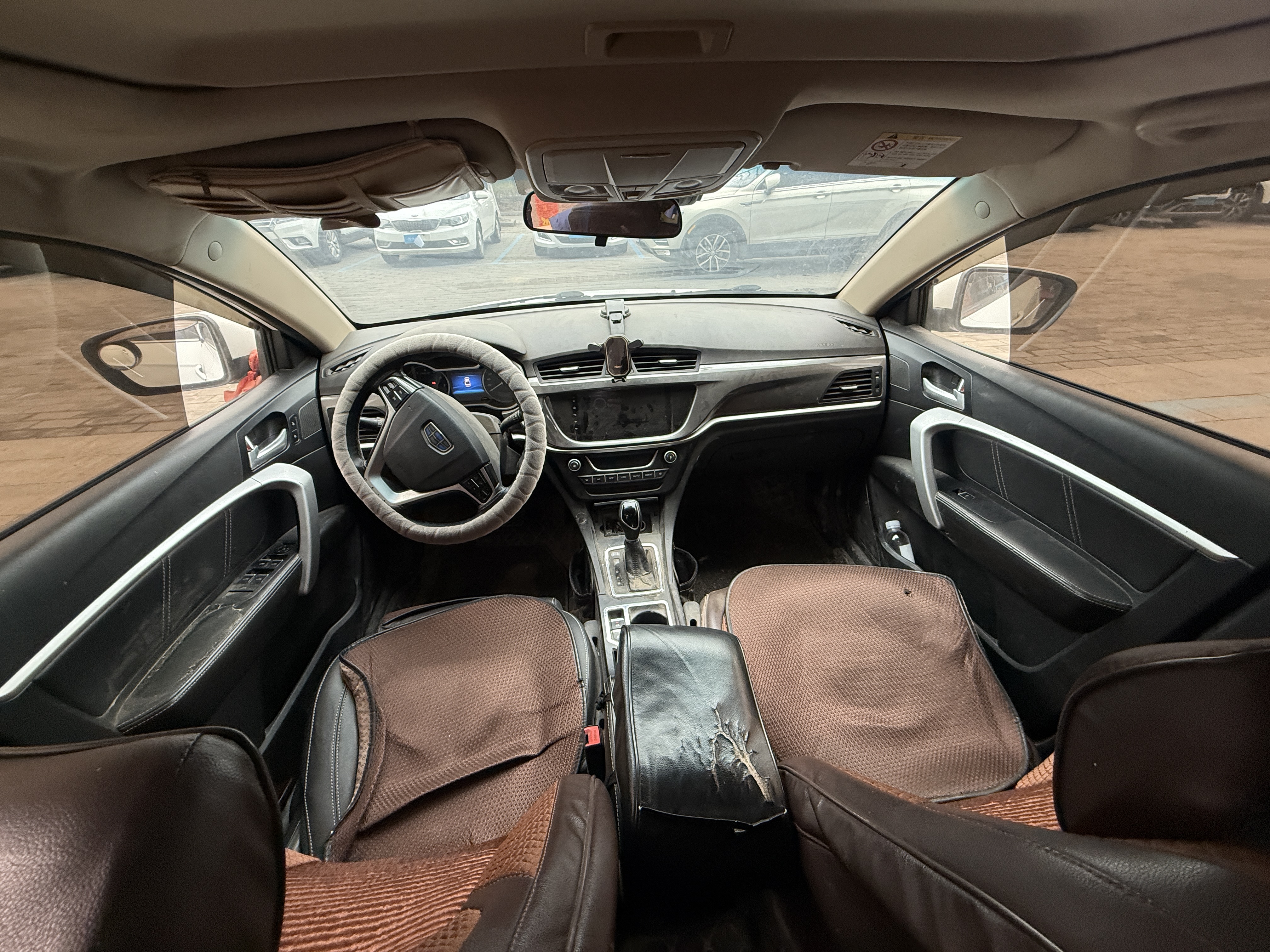 Emgrand 2017 #9 Emgrand 2017 car image #9
